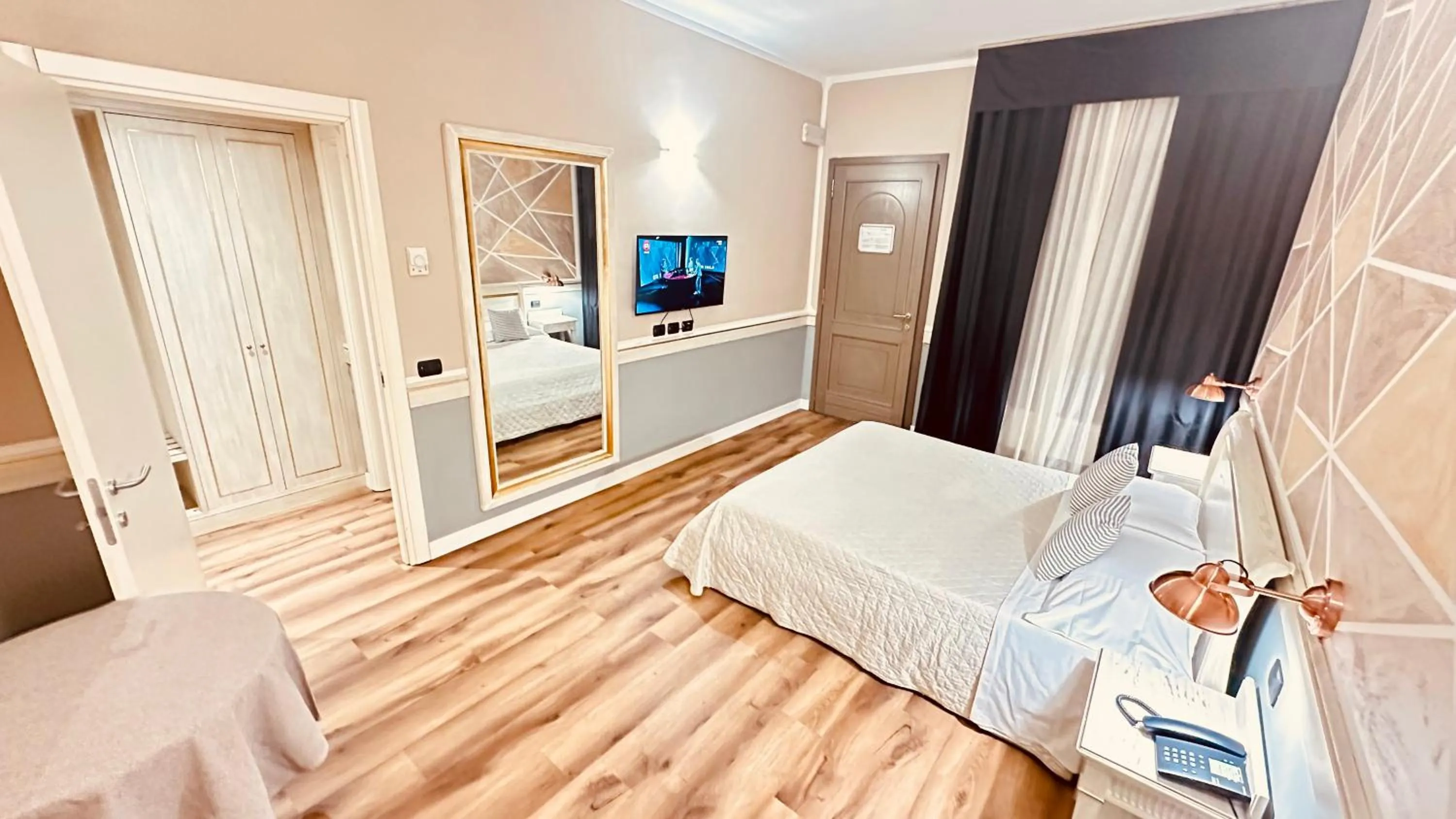 TV and multimedia, Bed in Hotel Malpensa INN Aereoporto