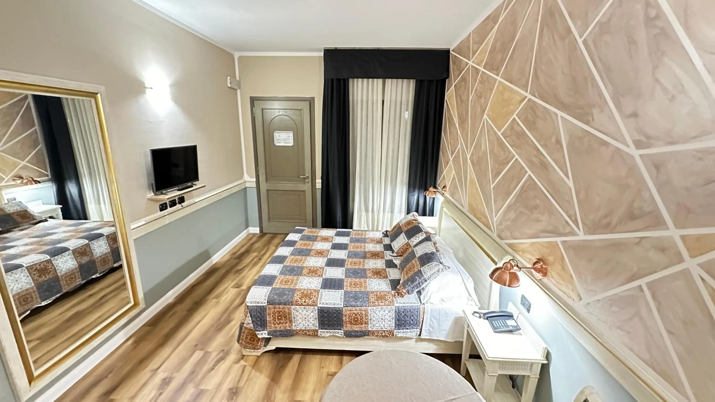 Bedroom, Bed in Hotel Malpensa INN Aereoporto