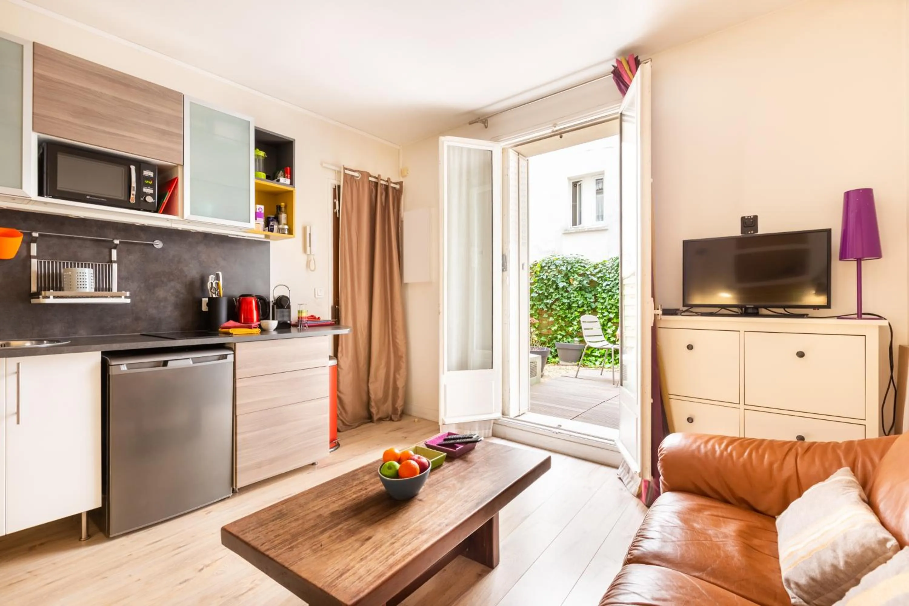 Studio Montonnerre avec terrasse proche Necker et Montparnasse