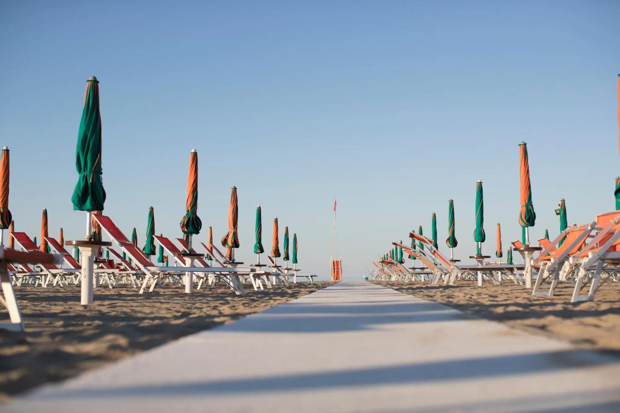 Beach in Litoraneo Suite Hotel
