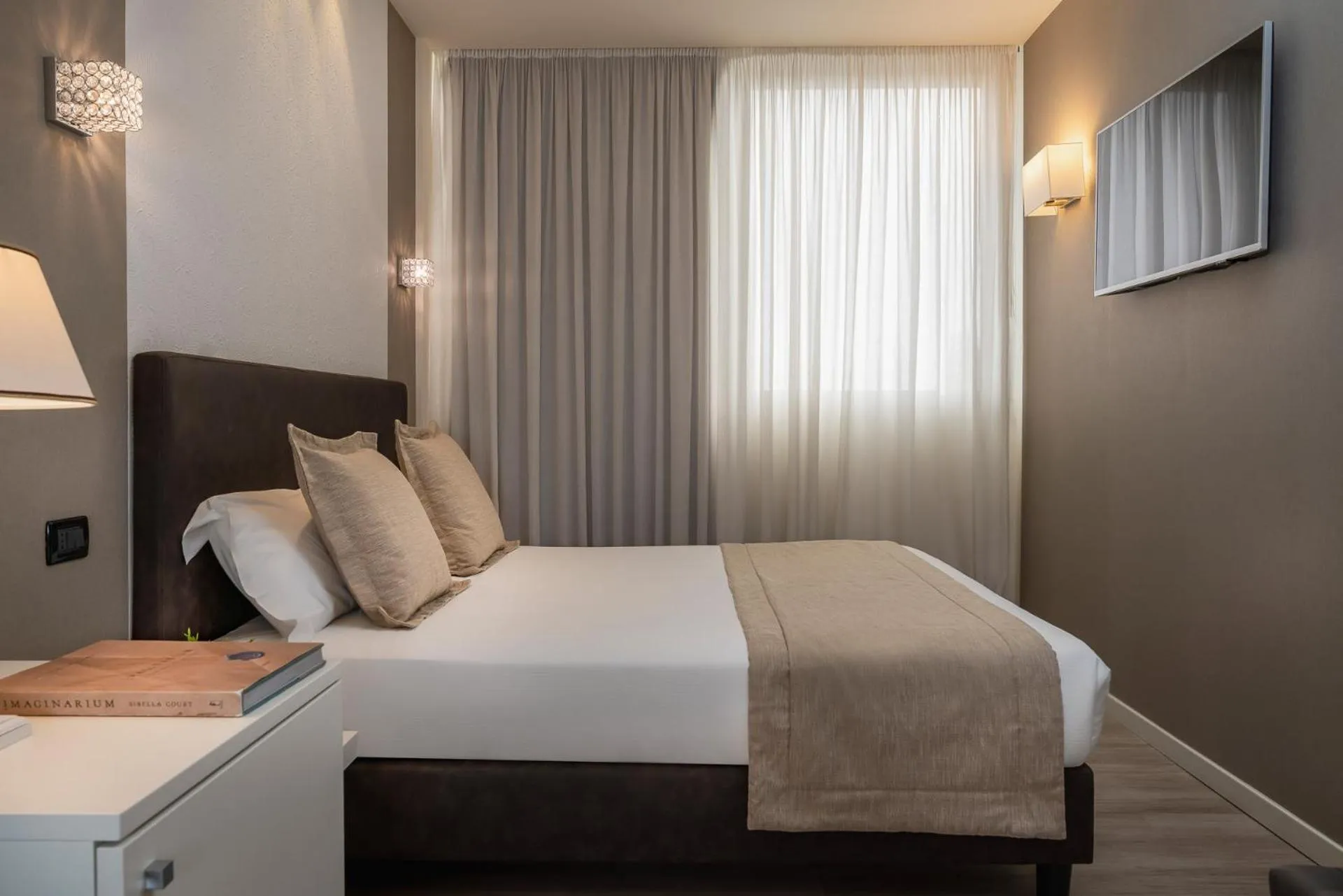 Bedroom, Bed in Litoraneo Suite Hotel