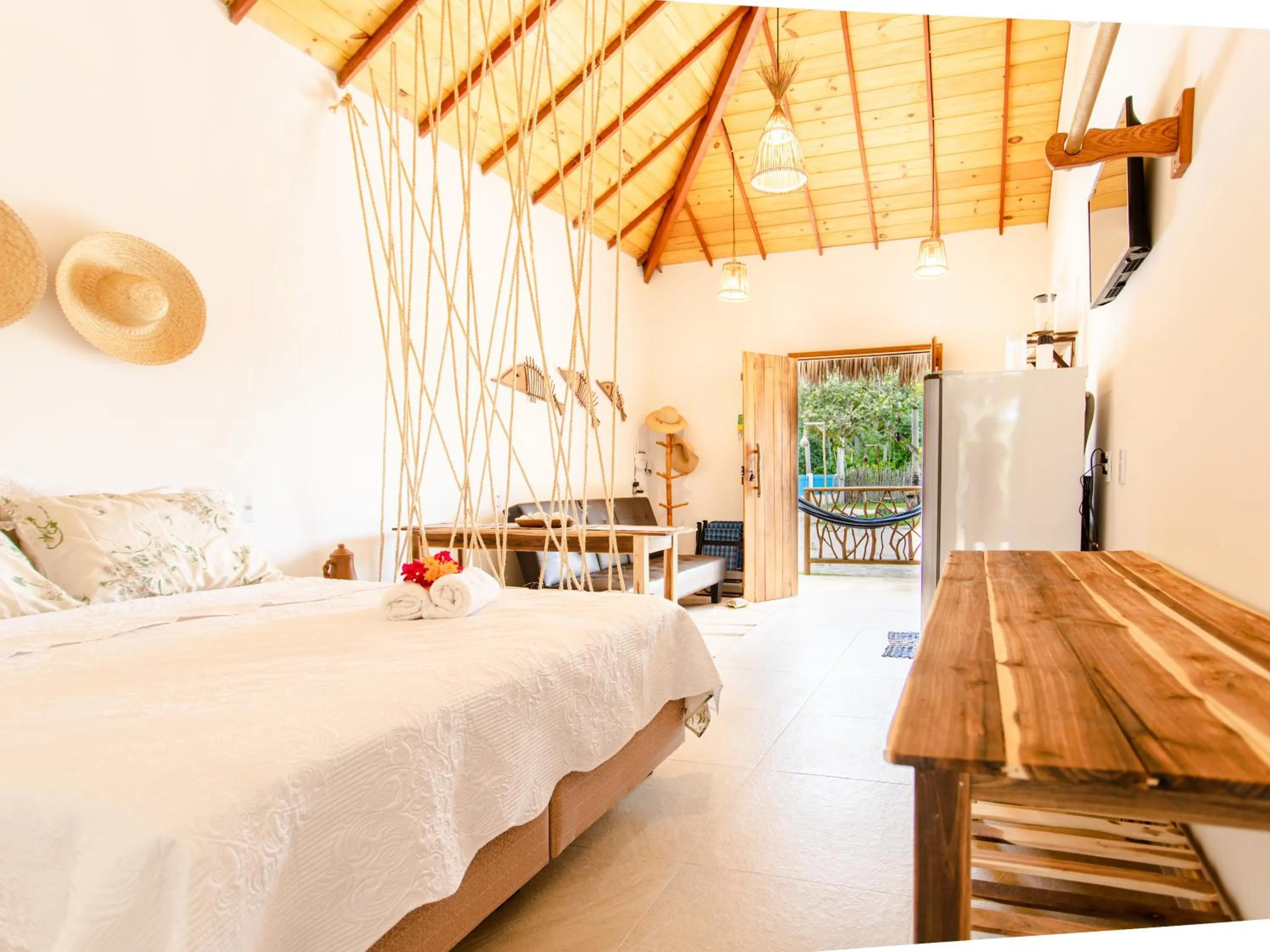 Photo of the whole room, Bed in Chalés Caminho dos Ventos em Barrinha de Baixo, CE, 9km do Preá