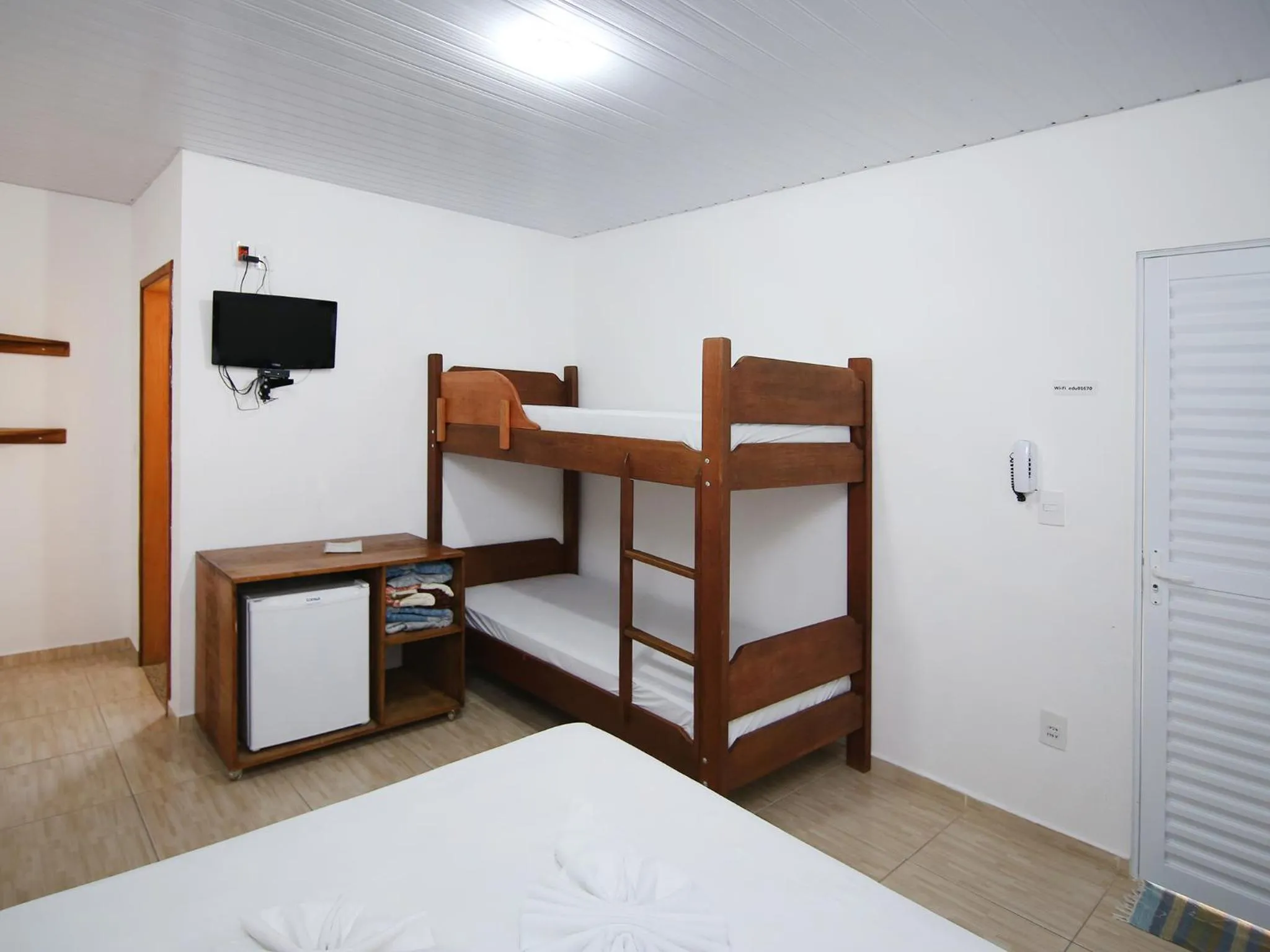 Photo of the whole room, Bed in Pousada Vale da Montanha