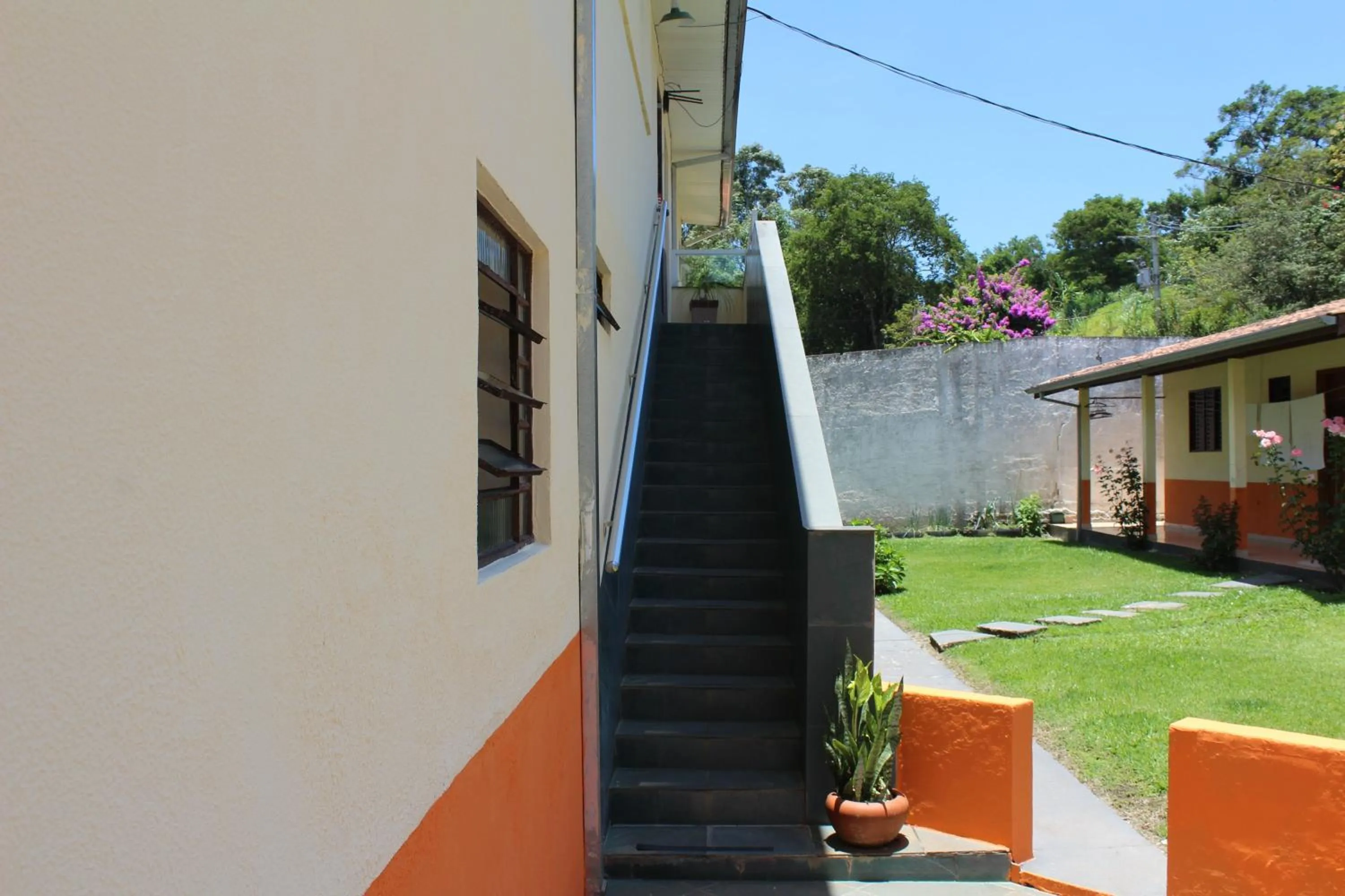 Photo of the whole room in Pousada Vale da Montanha