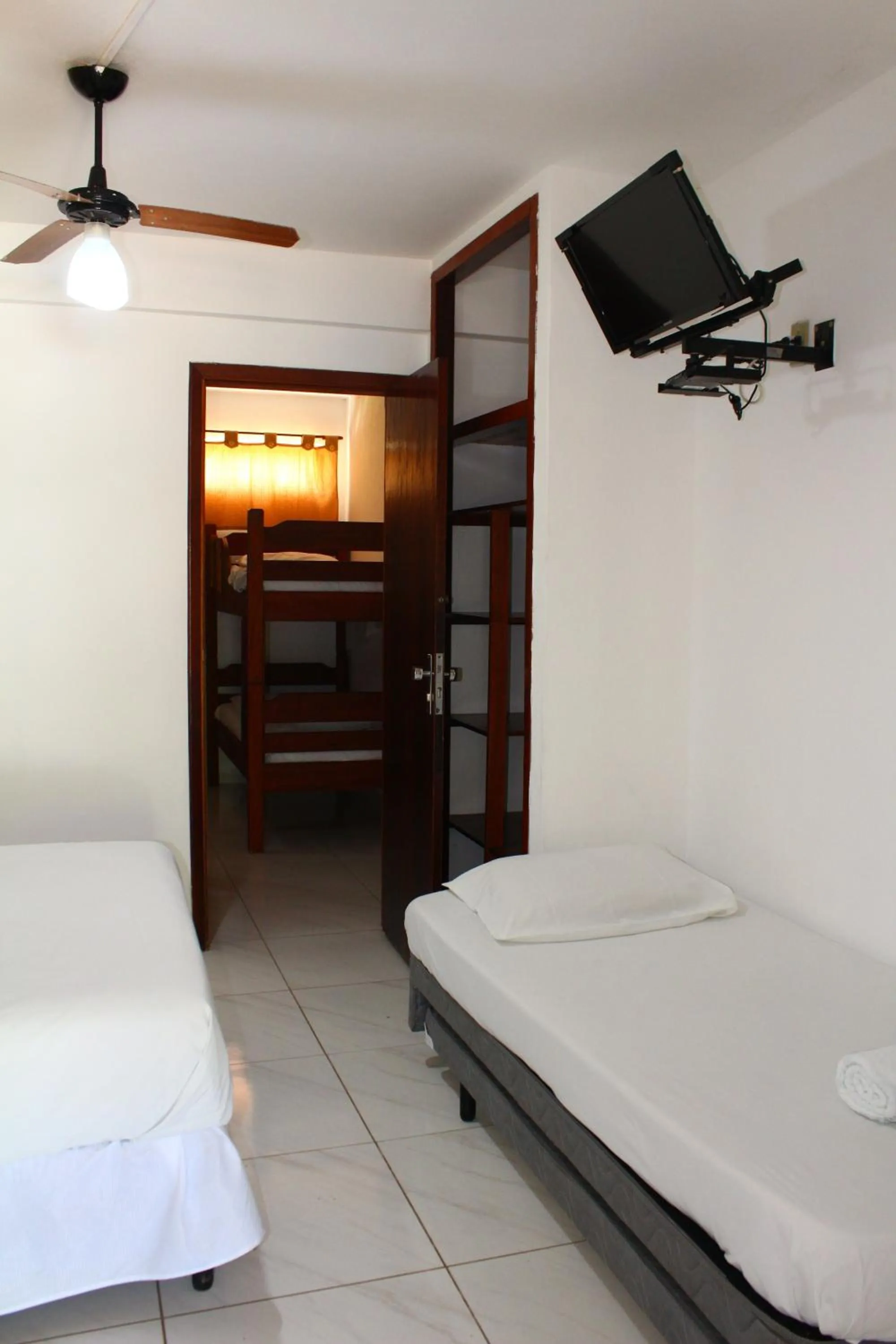 Photo of the whole room, Bed in Pousada Vale da Montanha
