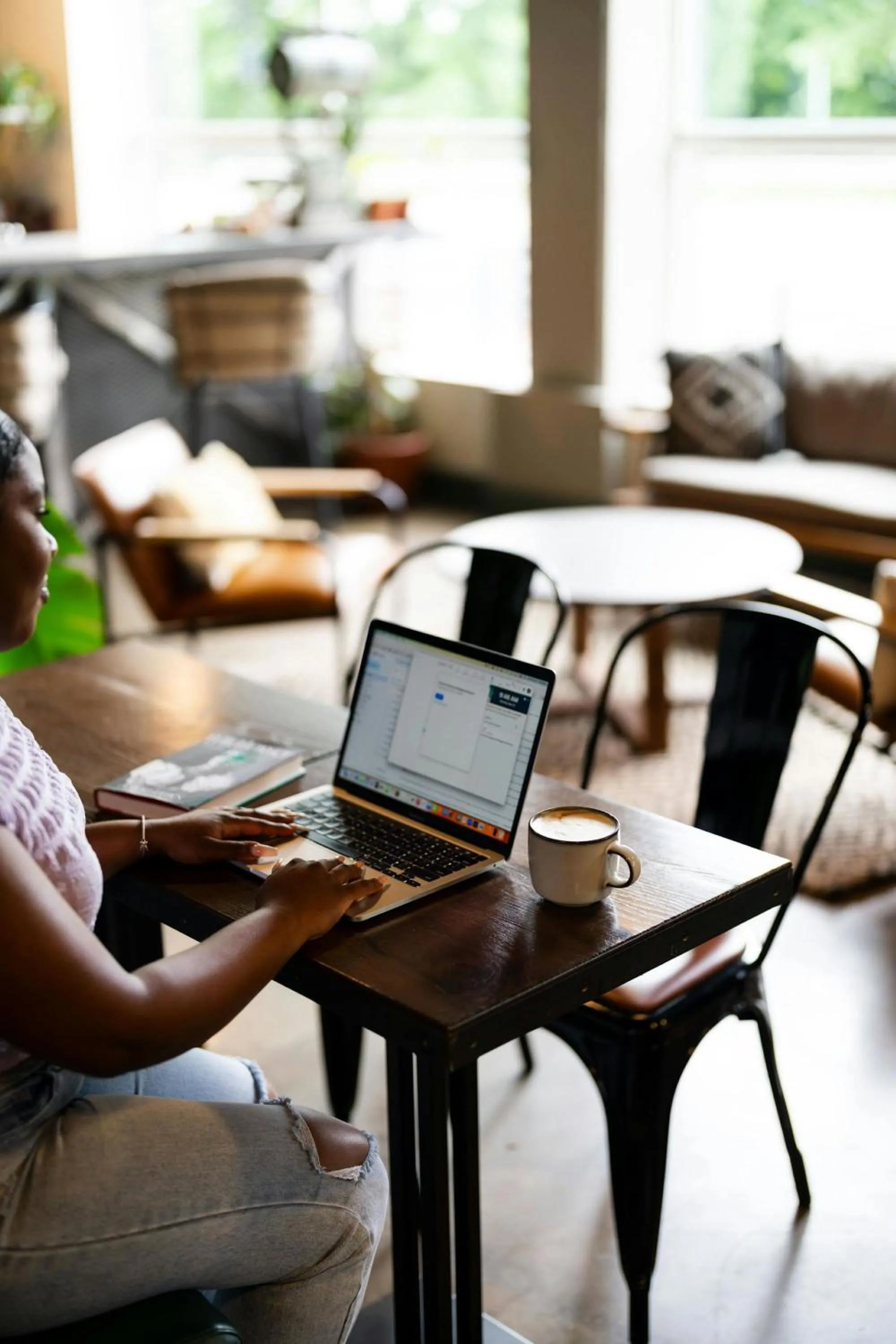 Restaurant/places to eat in Hotel Nell - Union Market