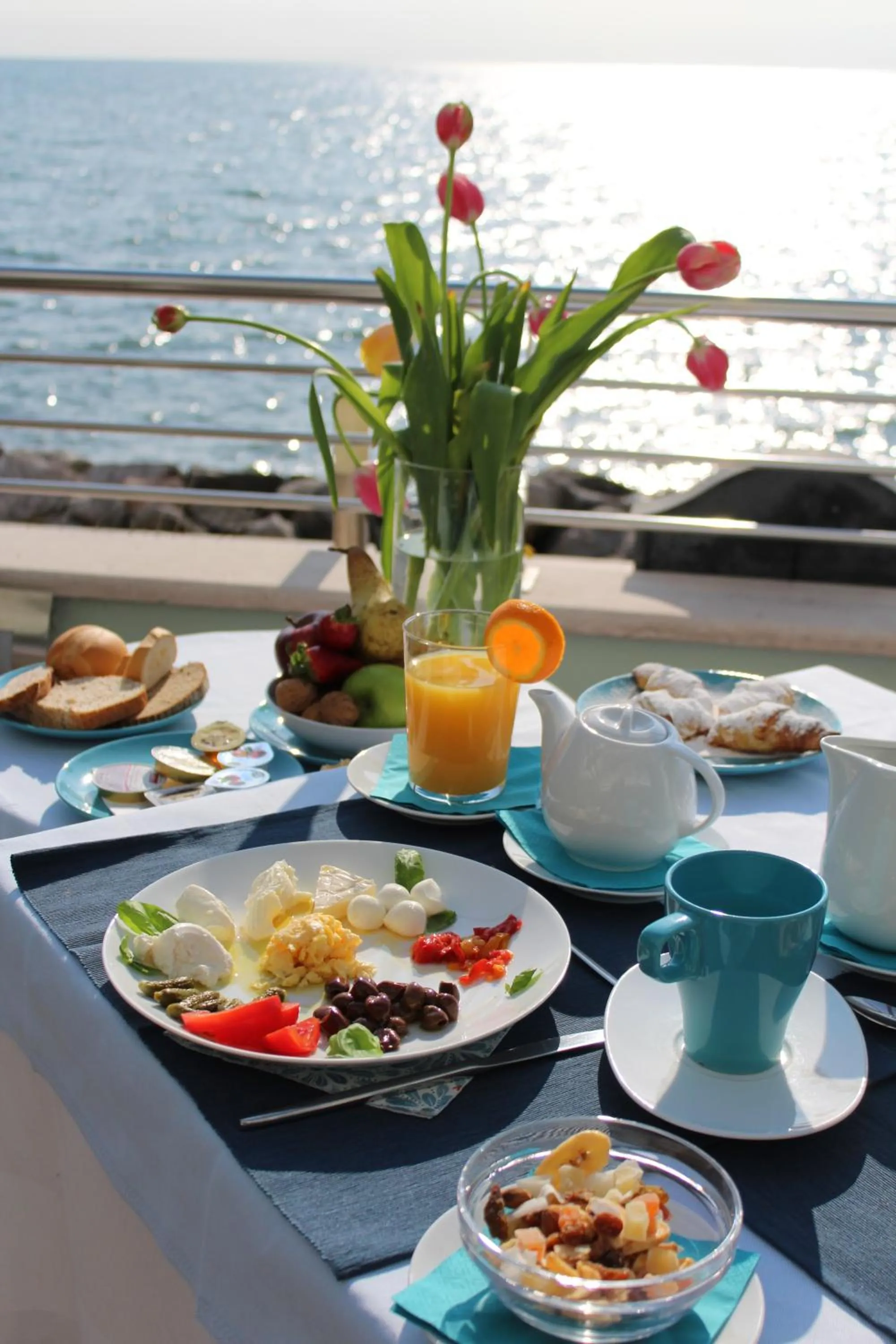 Restaurant/places to eat in Hotel Marea