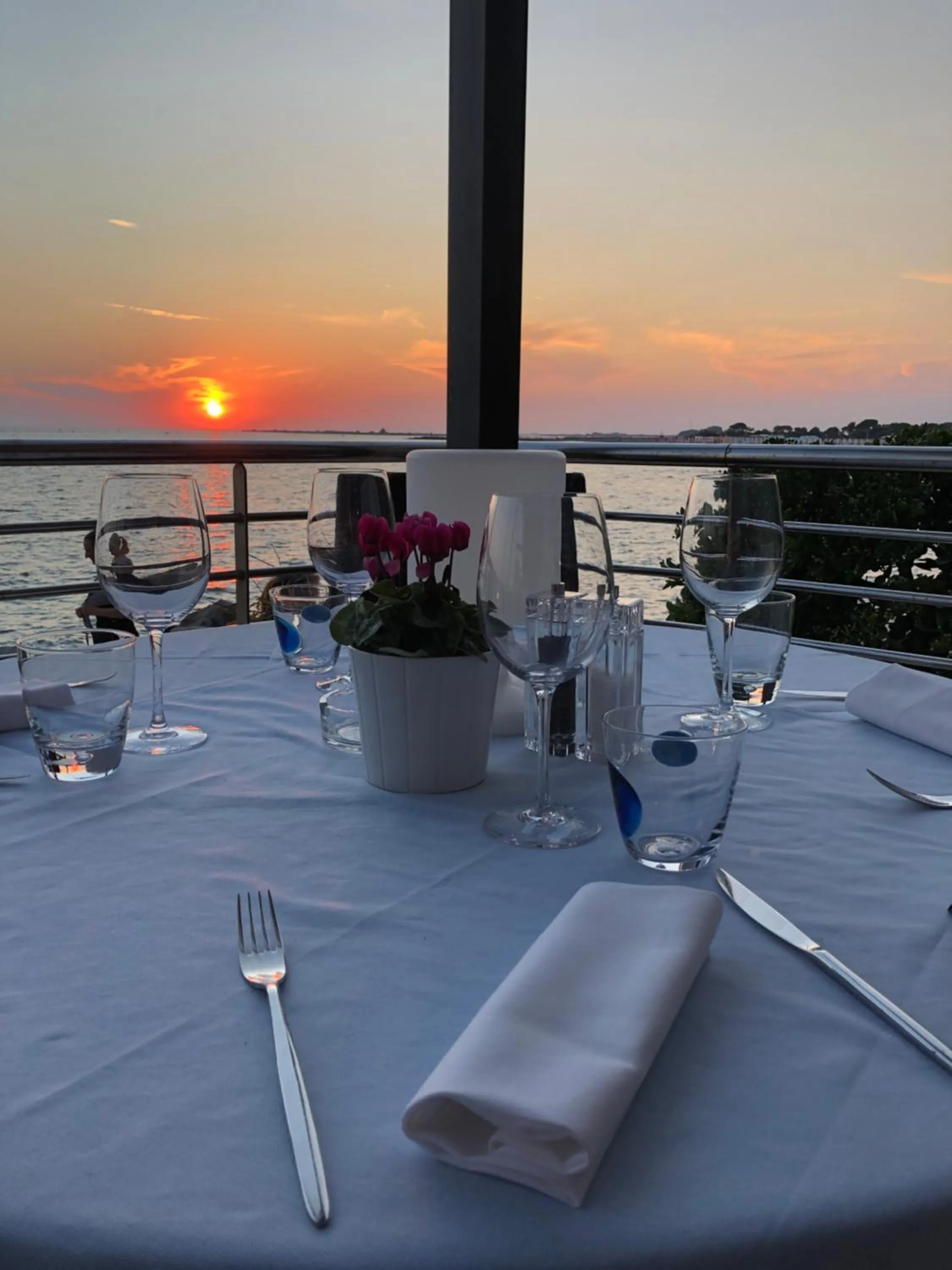 Restaurant/places to eat in Hotel Marea