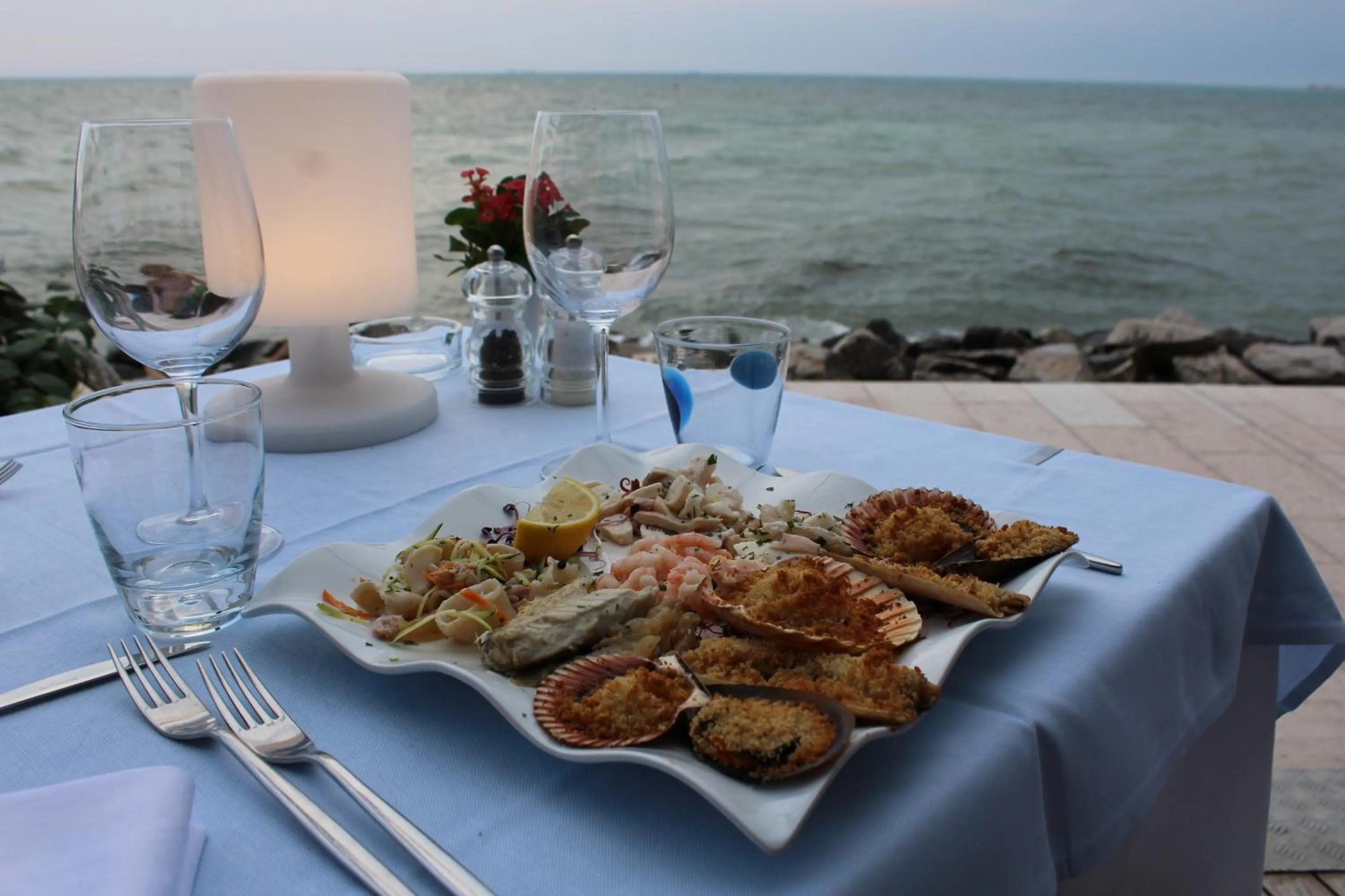 Restaurant/places to eat in Hotel Marea