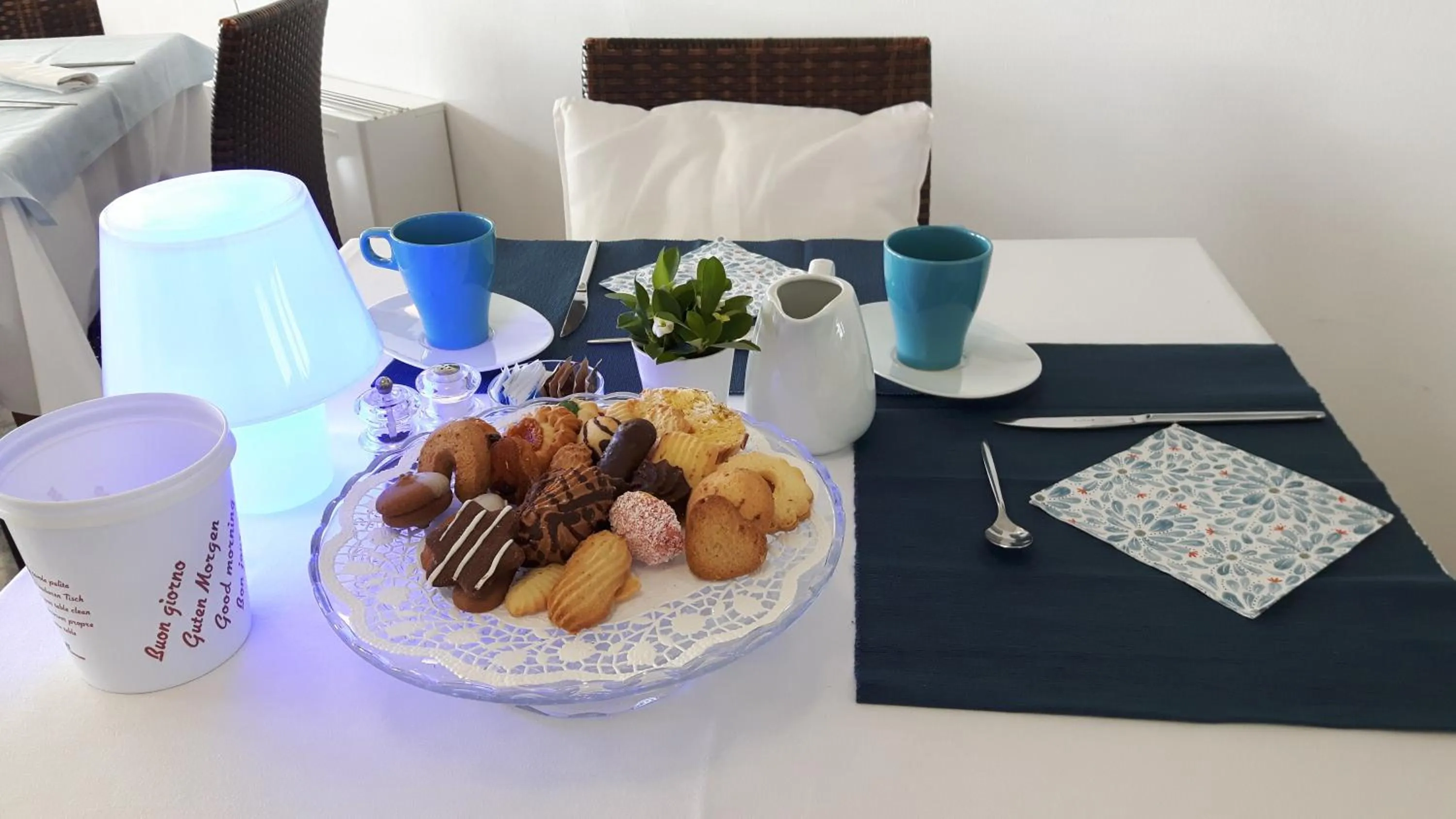 Restaurant/places to eat in Hotel Marea