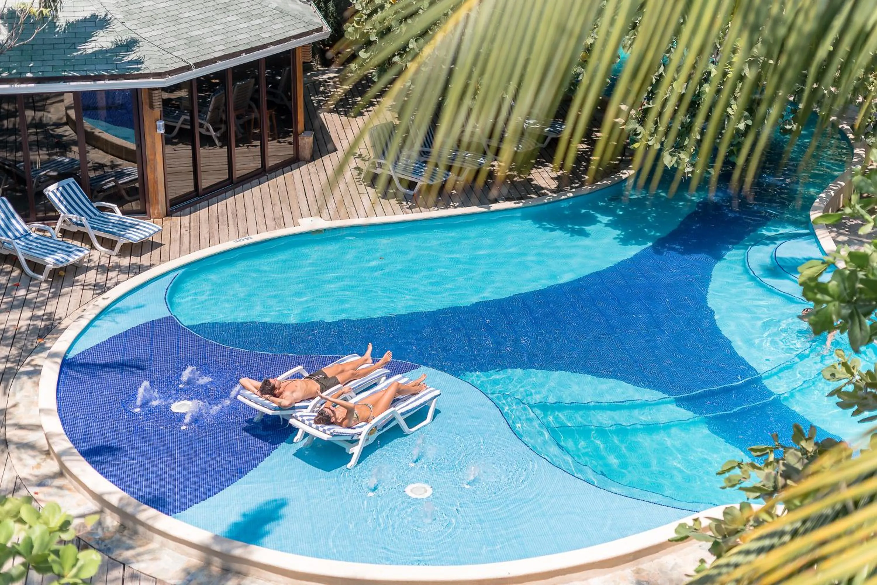 Spring in Paradise Beach Hotel & Resort