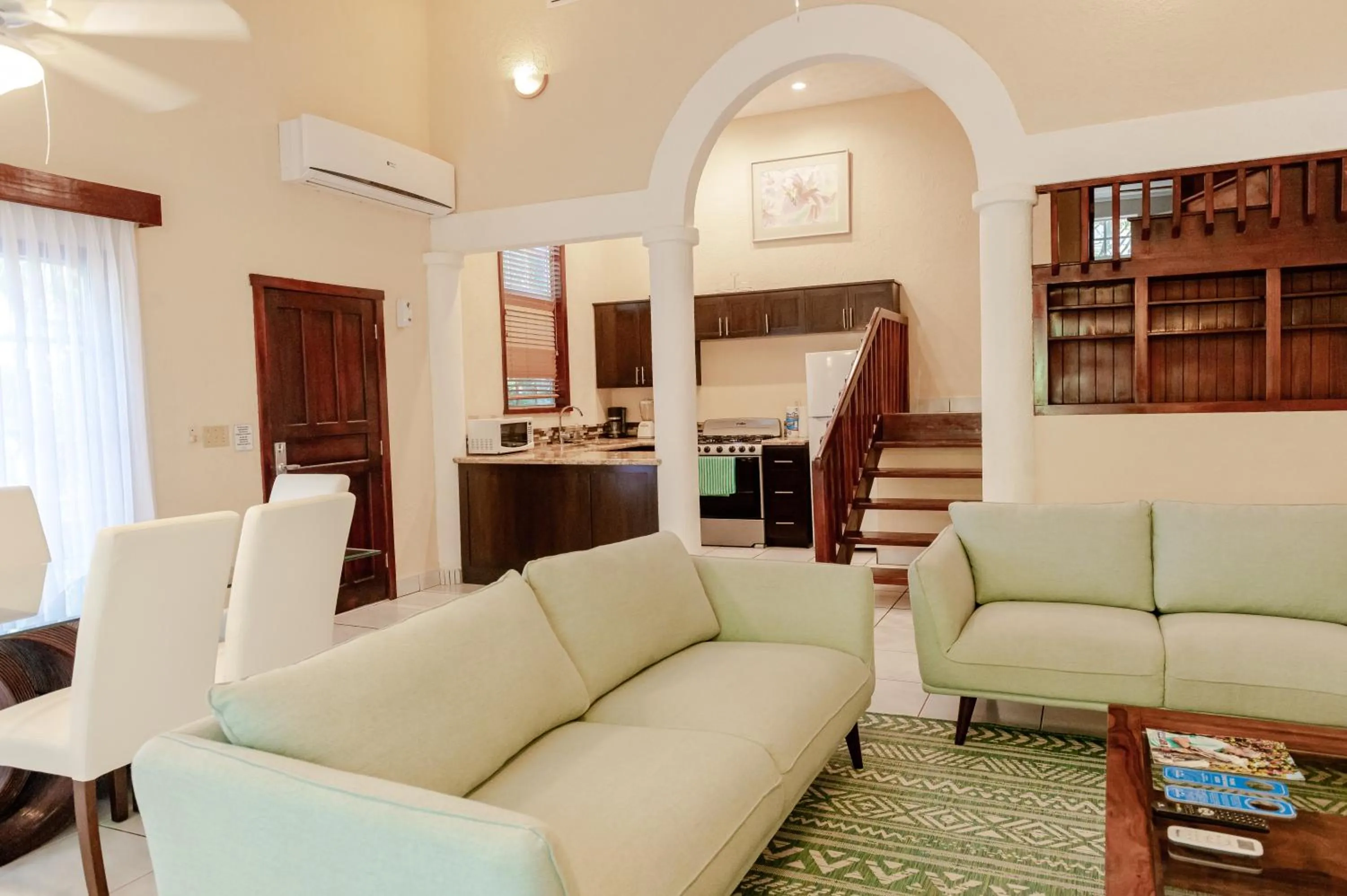 Living room in Paradise Beach Hotel & Resort