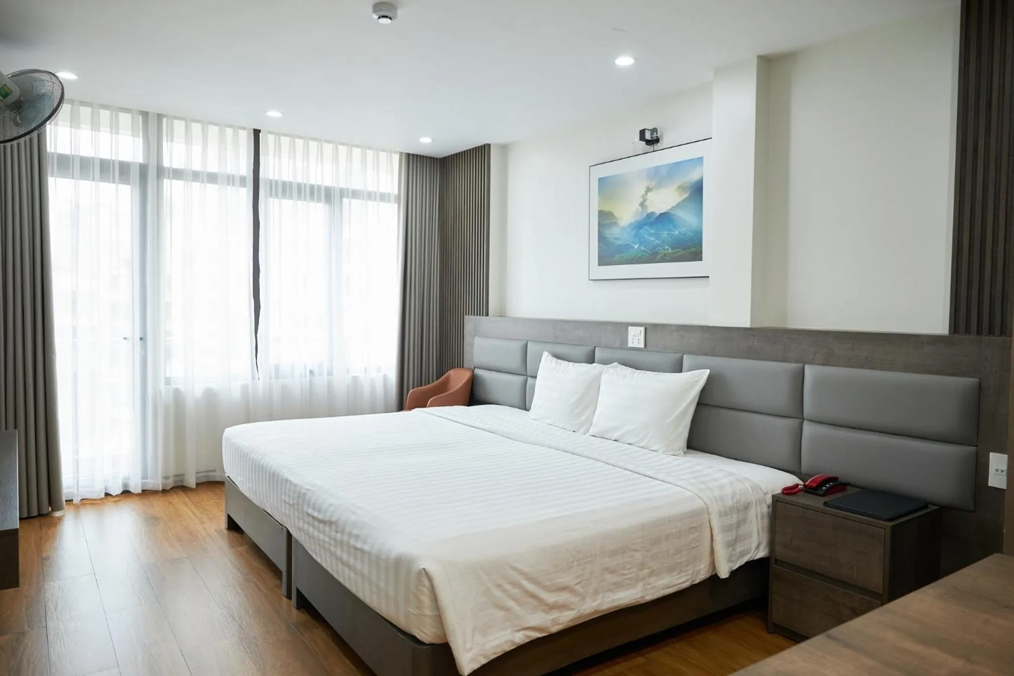 Bedroom, Bed in Van Nam Hotel