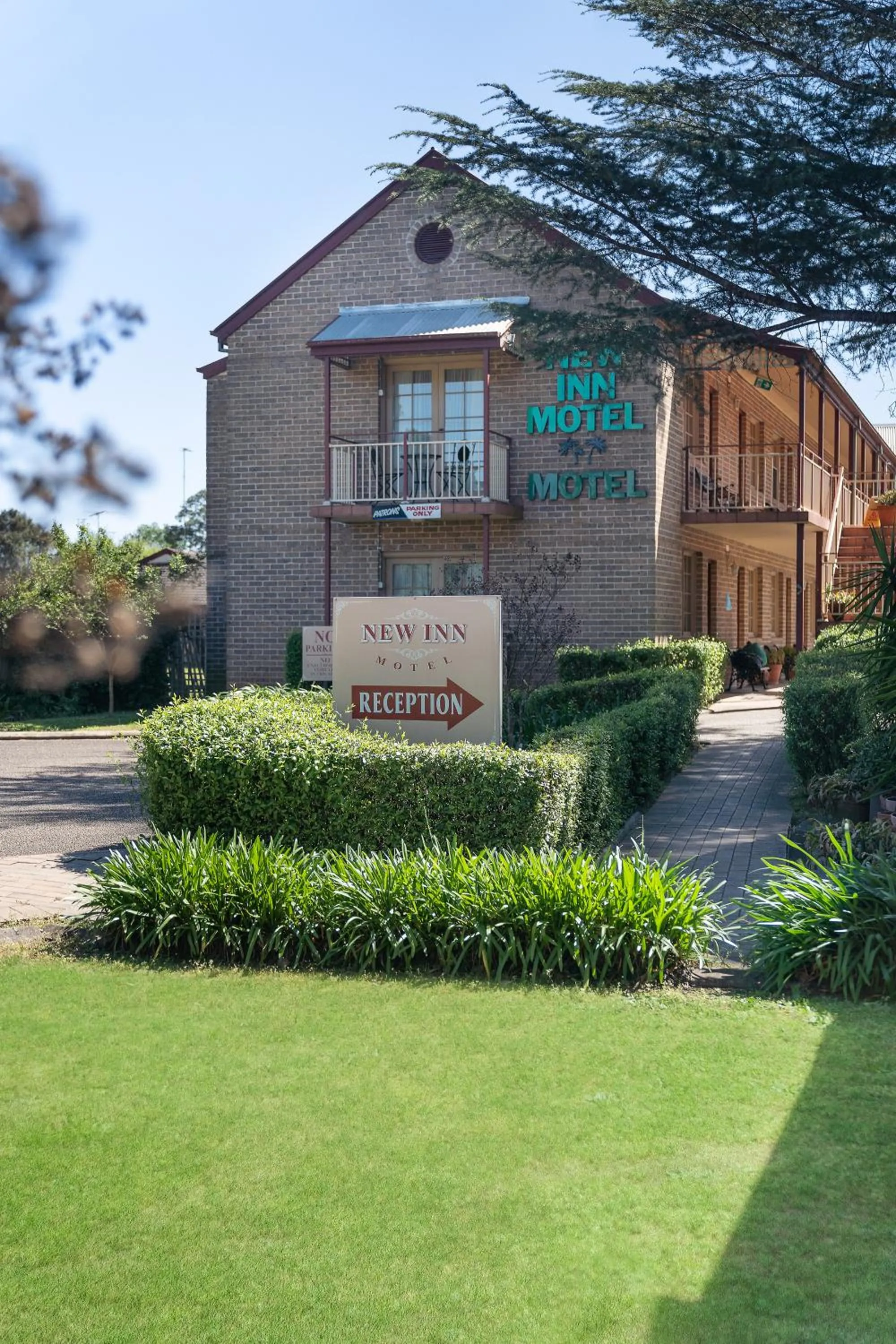 Property building in SureStay Hotel by Best Western, New Inn Richmond