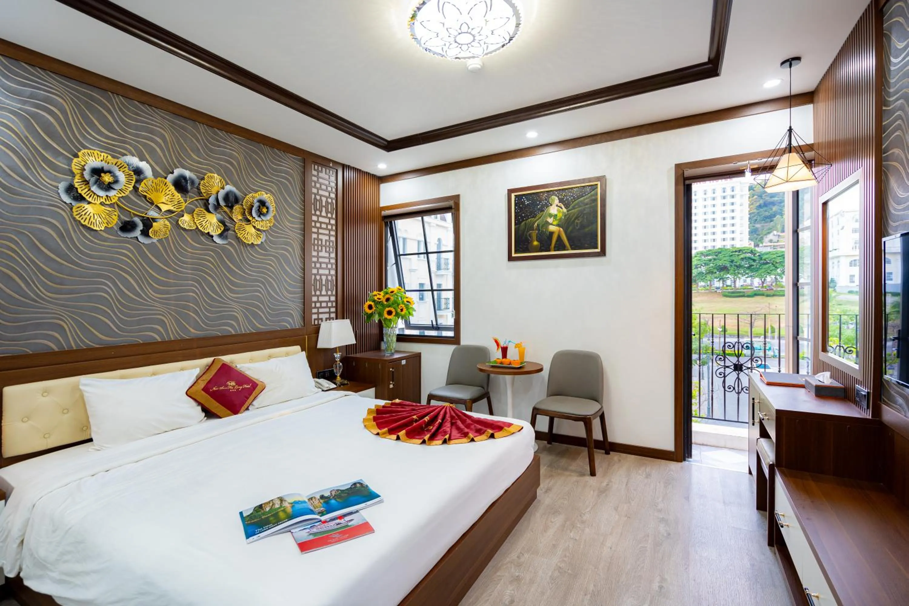 View (from property/room), Bed in Sunland Halong Hotel and Restaurant