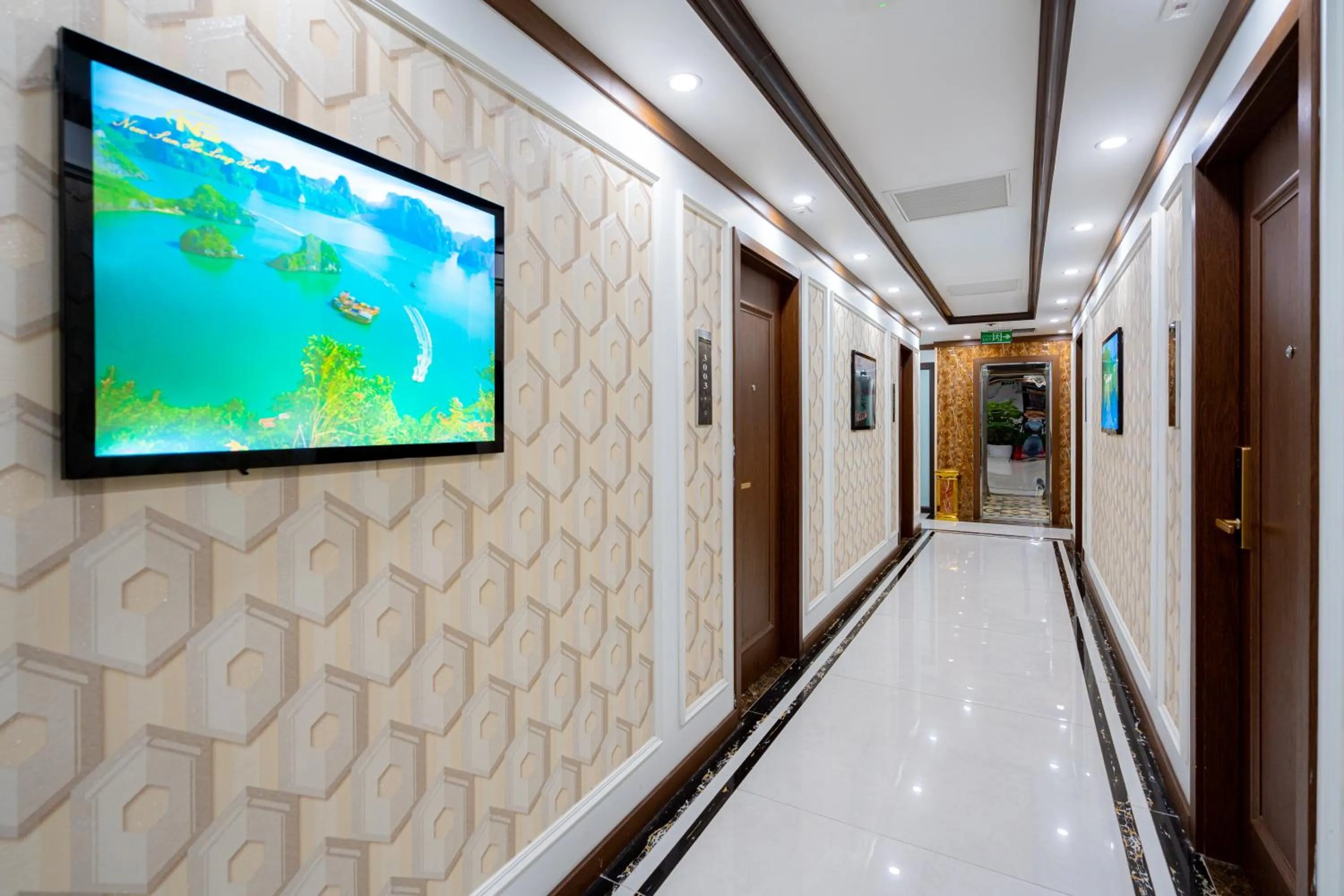 Property building in Sunland Halong Hotel and Restaurant