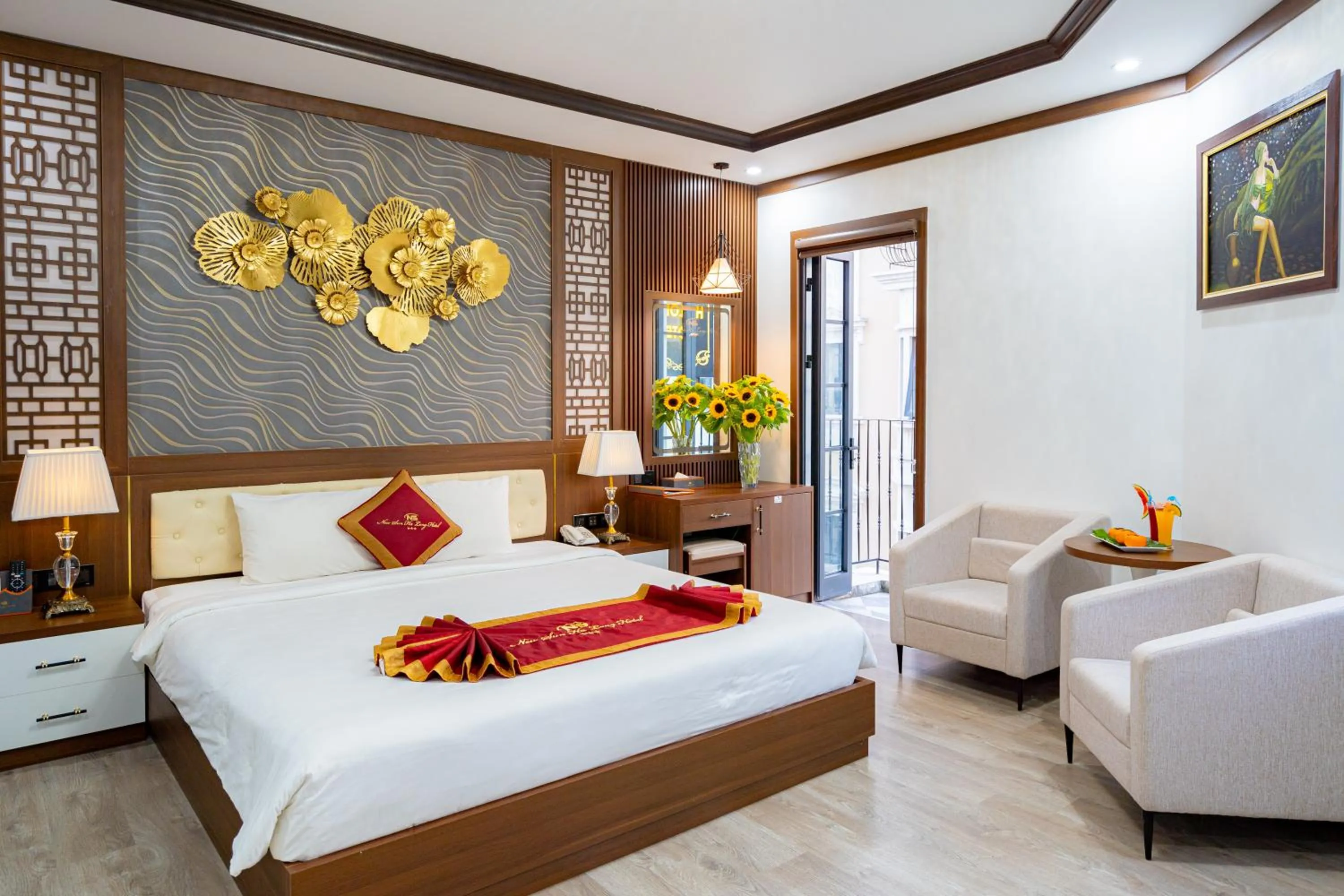 View (from property/room), Bed in Sunland Halong Hotel and Restaurant