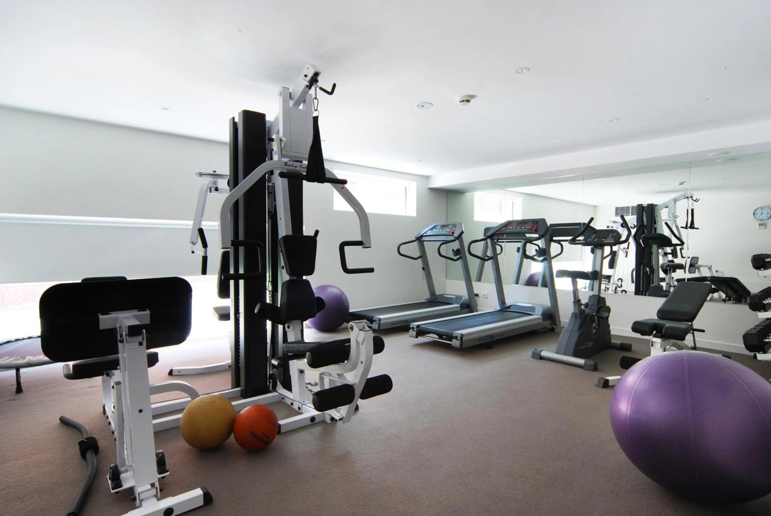 Fitness centre/facilities in Adara Hotel Richmond