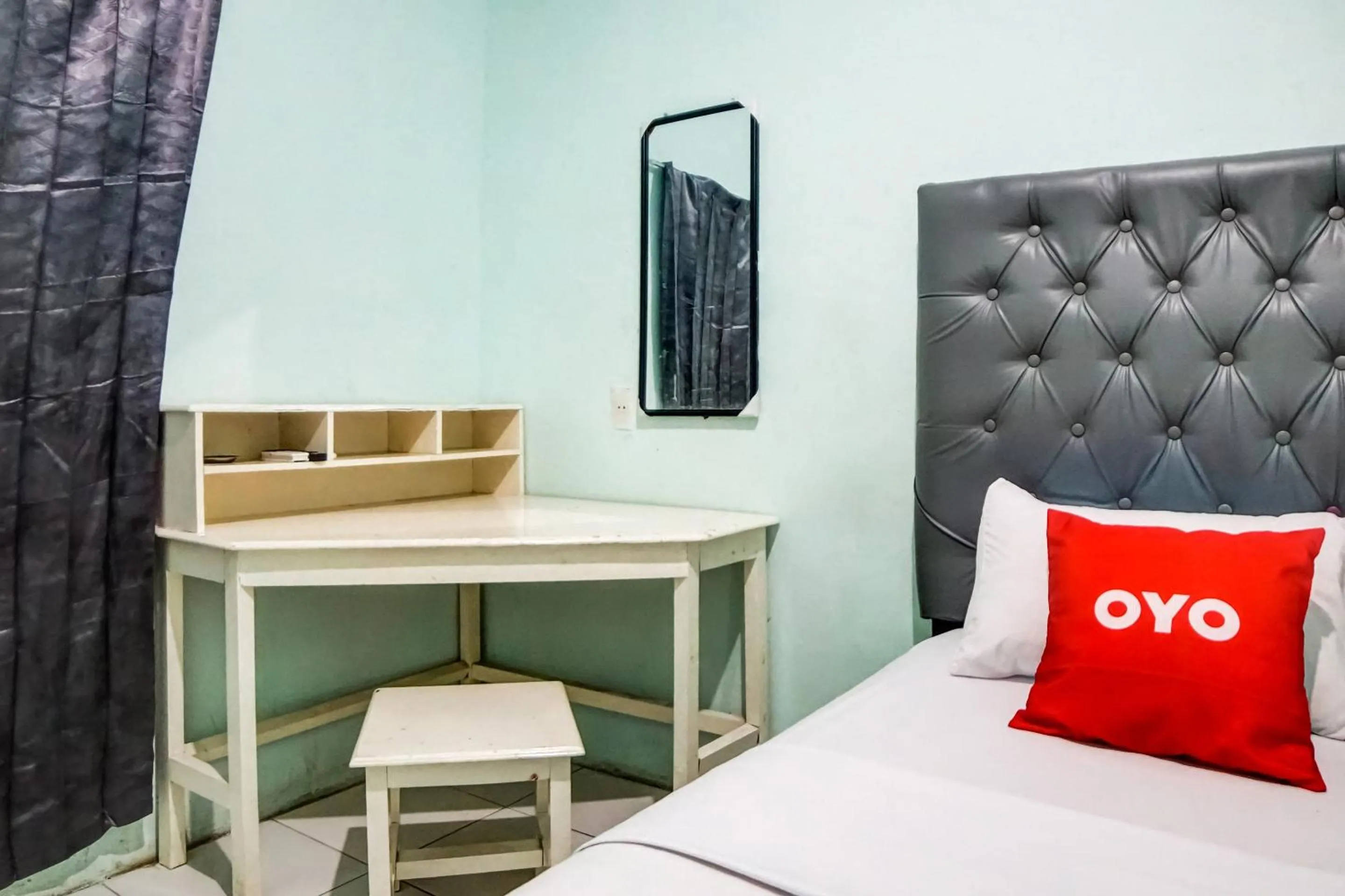 Bedroom in Hotel O Roemah Gh