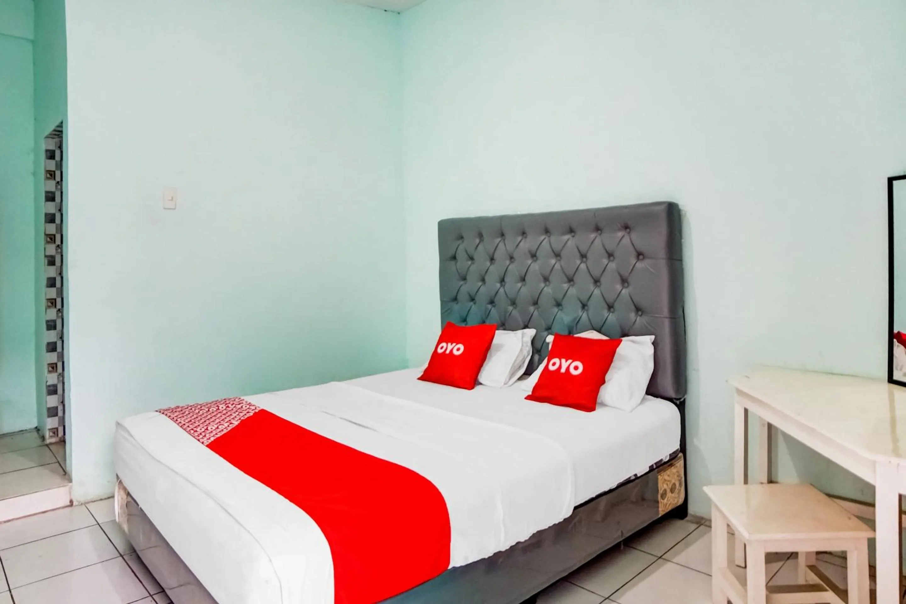 Bedroom in Hotel O Roemah Gh