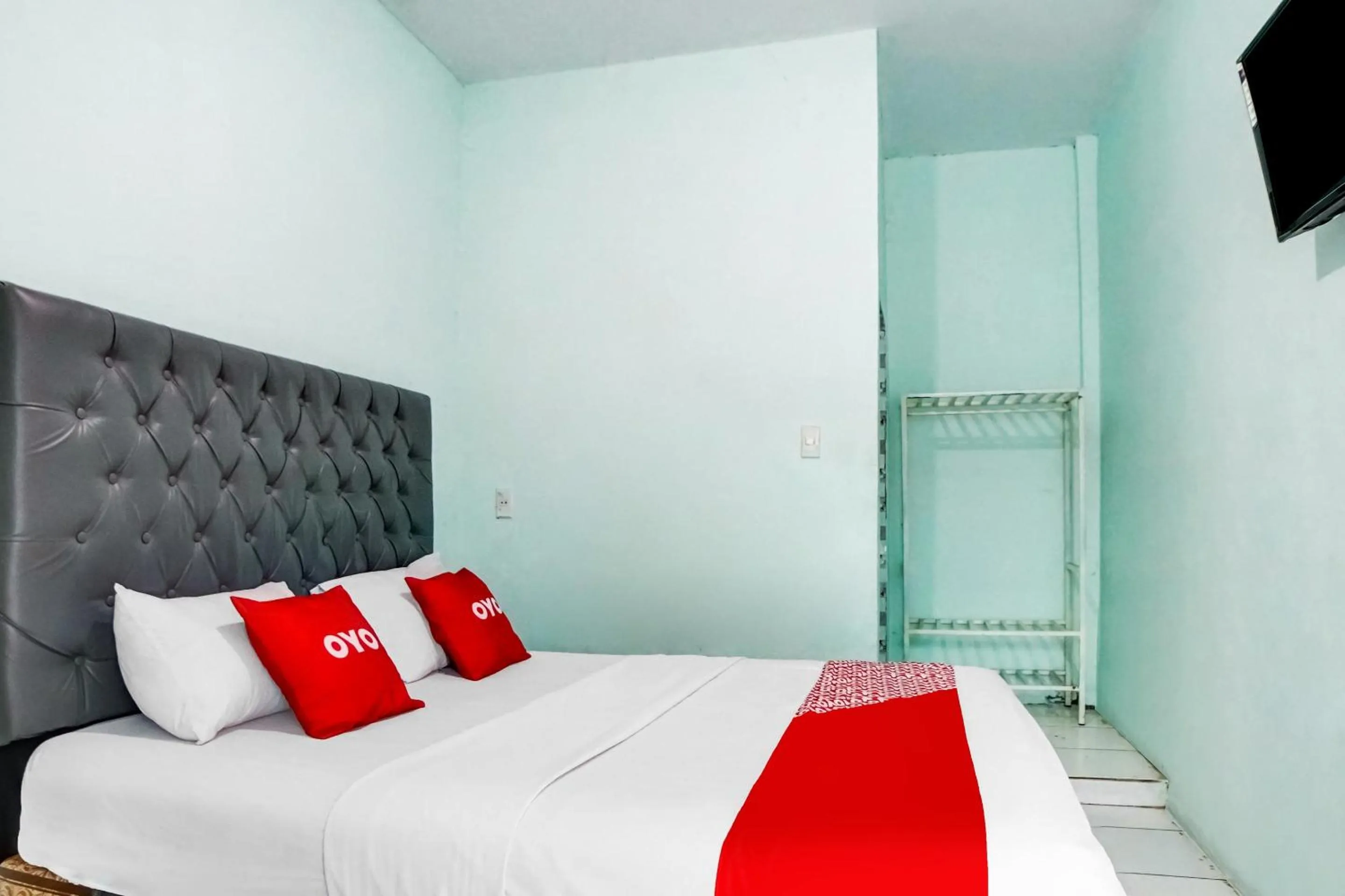 Bedroom in Hotel O Roemah Gh