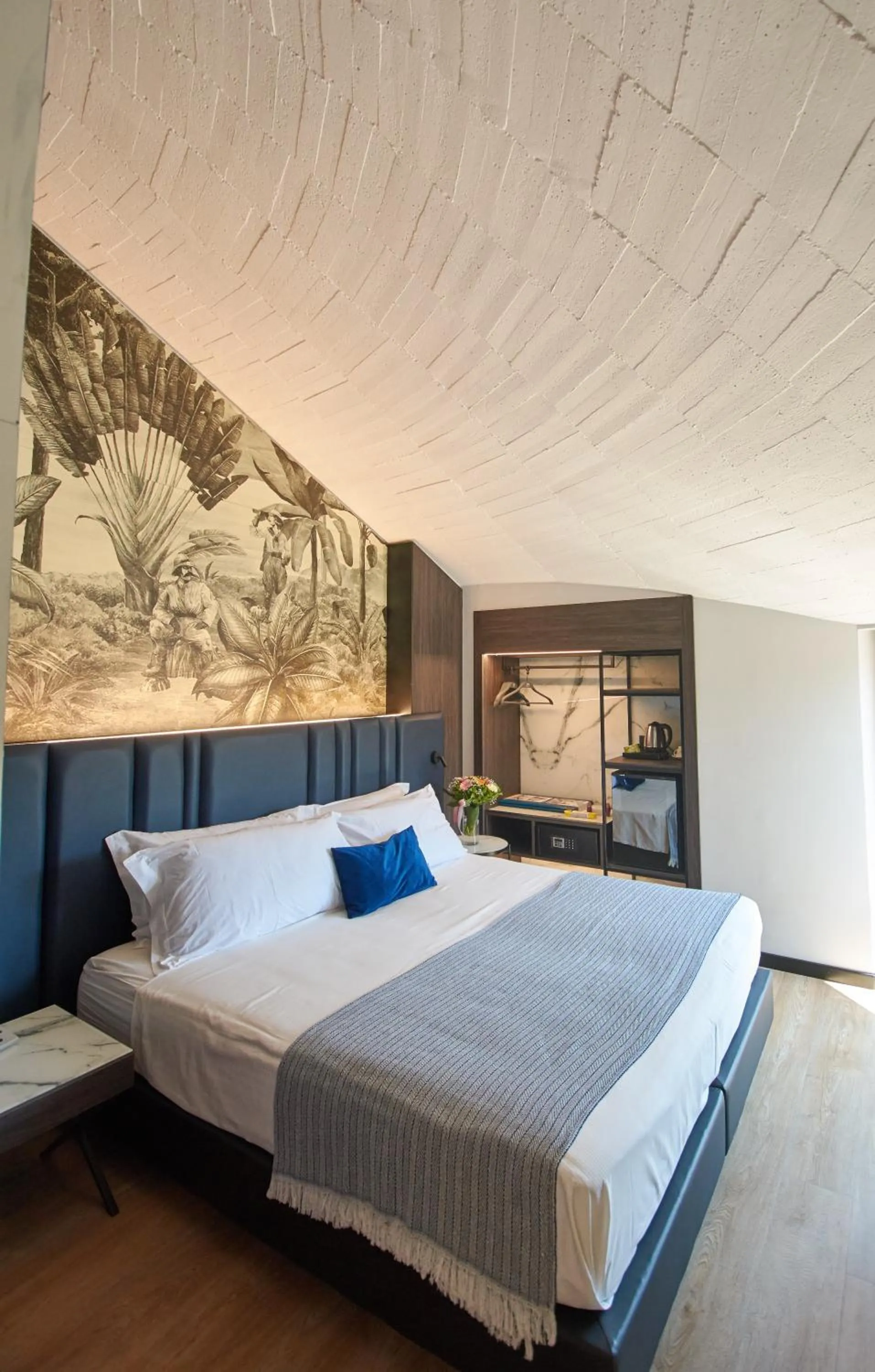 Bed in Hotel Leonessa