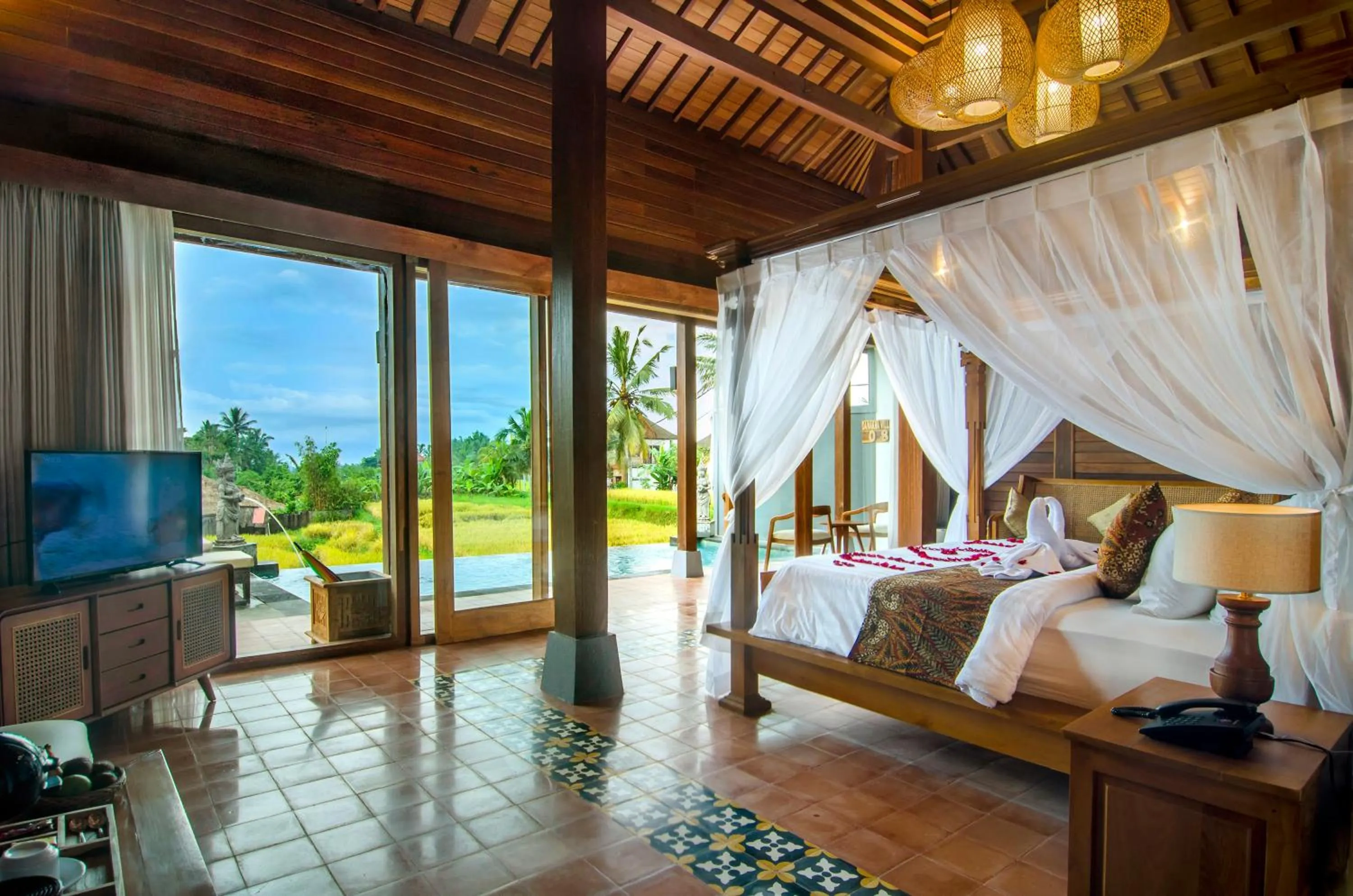 Bed in Danakha Villa Ubud