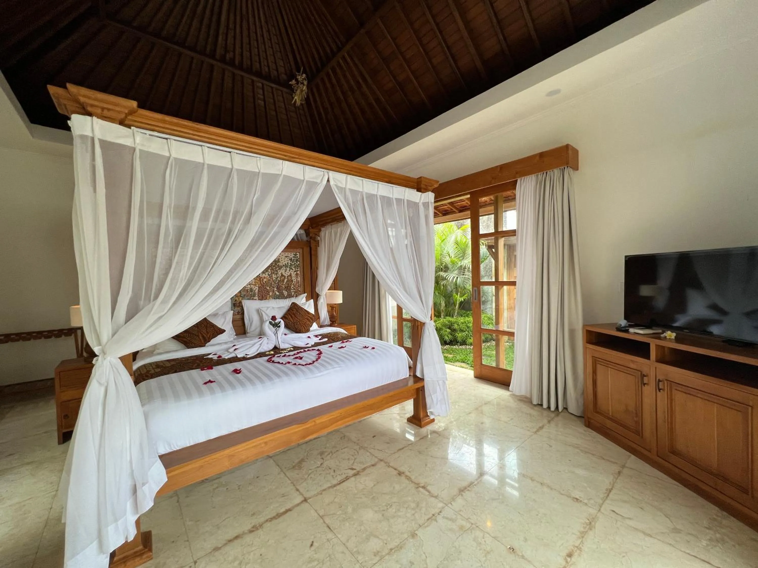 Bedroom, Bed in Danakha Villa Ubud