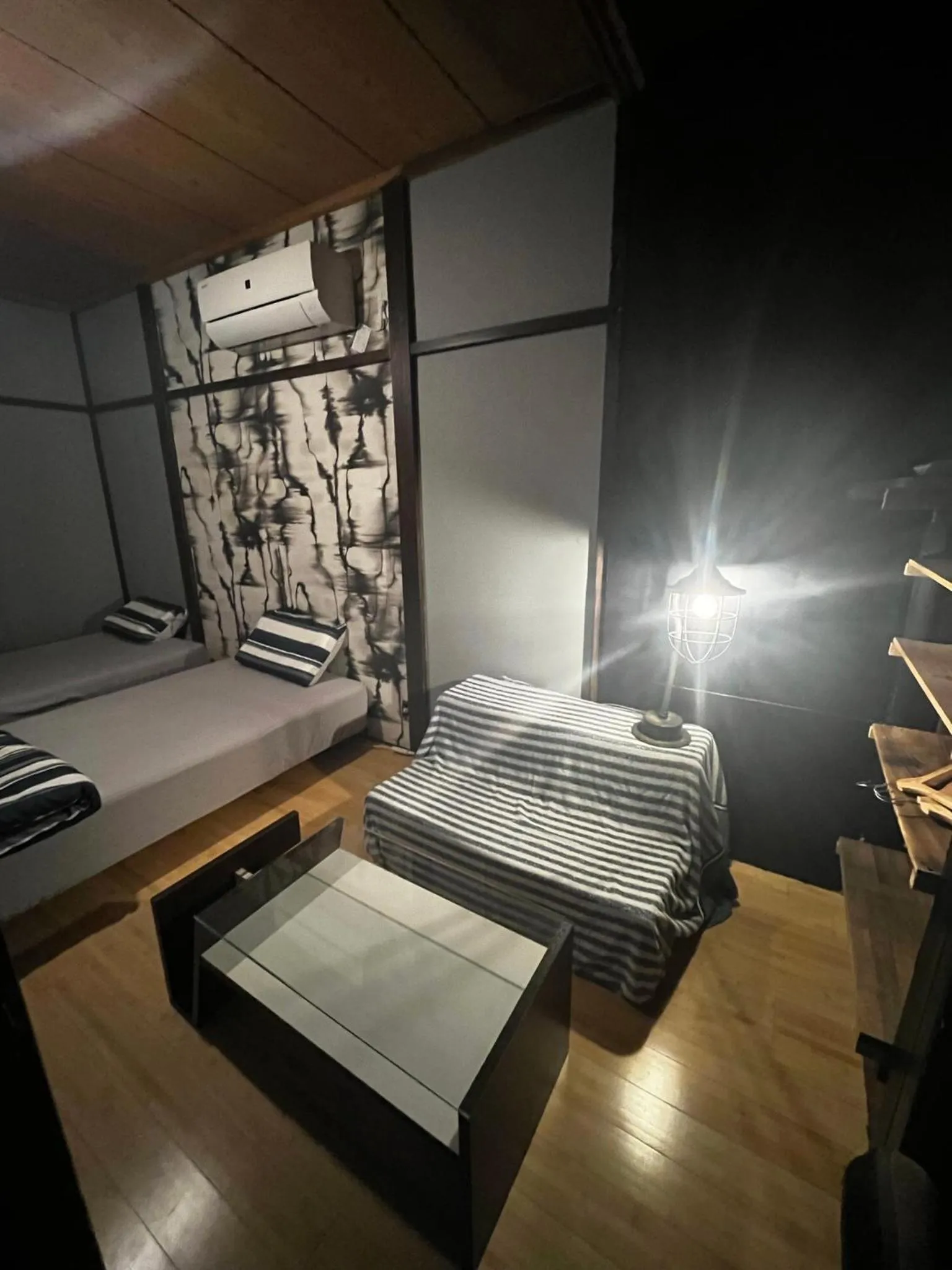 Bedroom, Bed in Drive in Ichinomiya motel