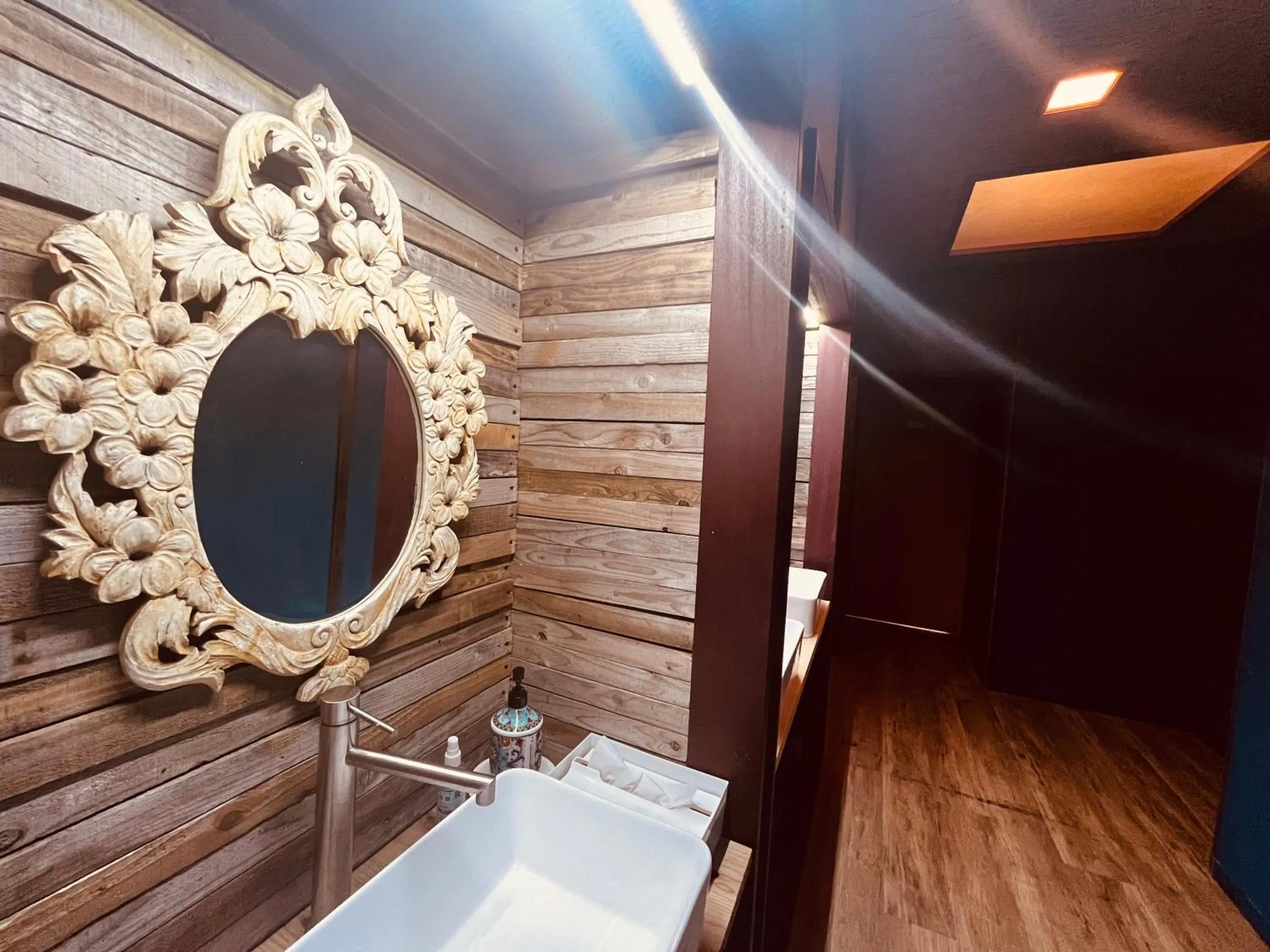 Bathroom in Drive in Ichinomiya motel