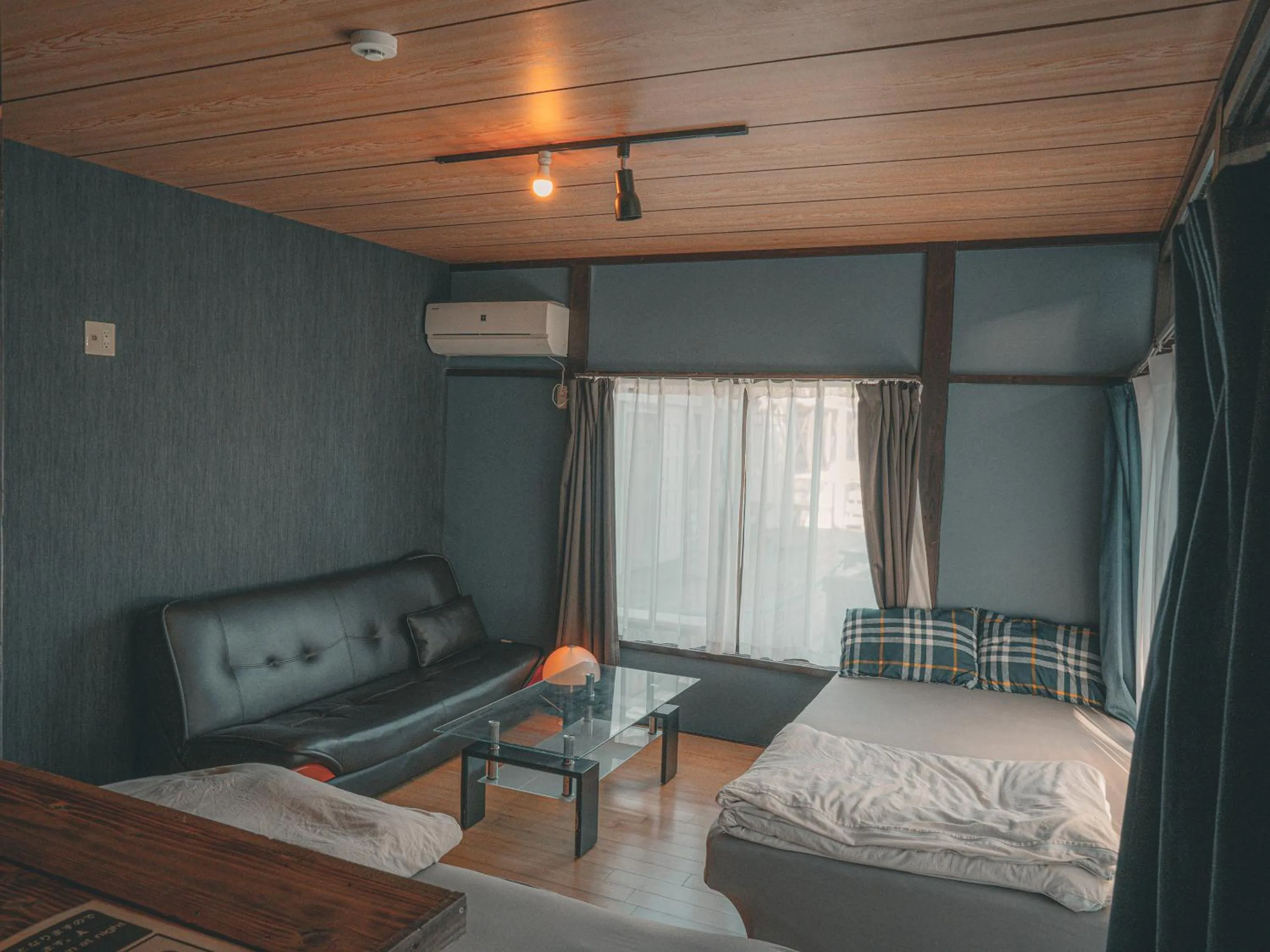 Photo of the whole room, Bed in Drive in Ichinomiya motel