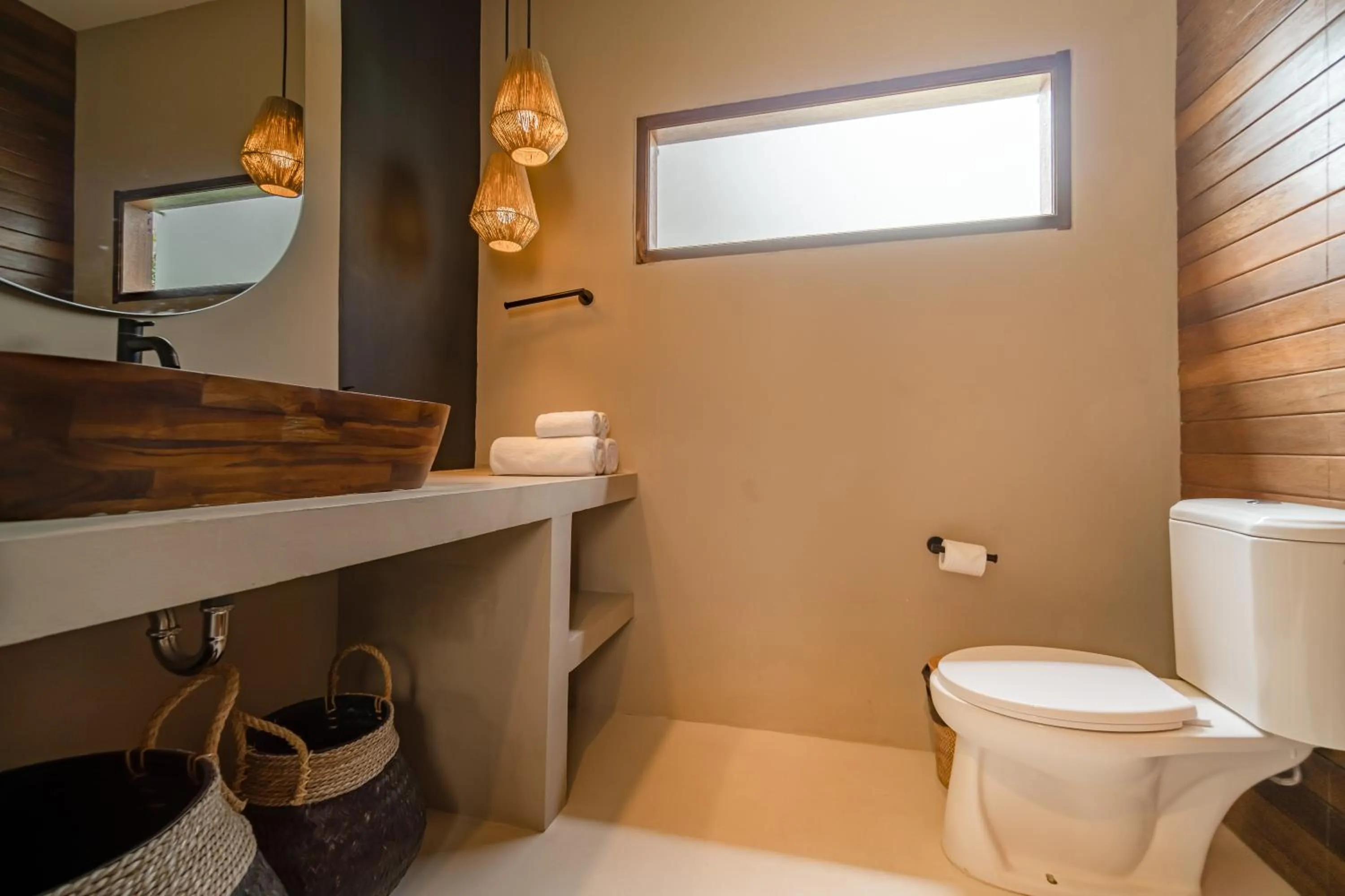 Toilet in IKIGAI Uluwatu Beach