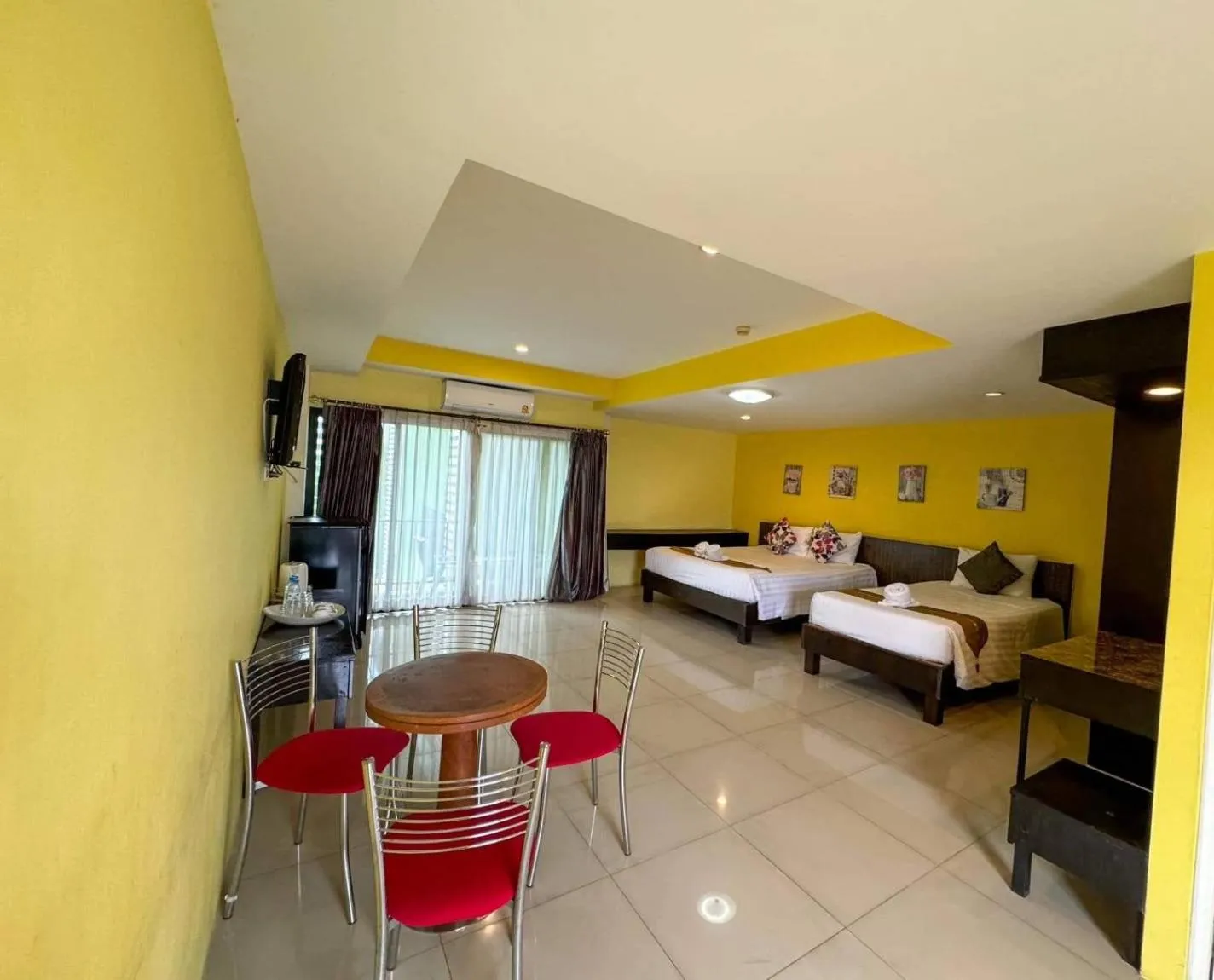 Photo of the whole room, Bed in Stay Resort Pattaya