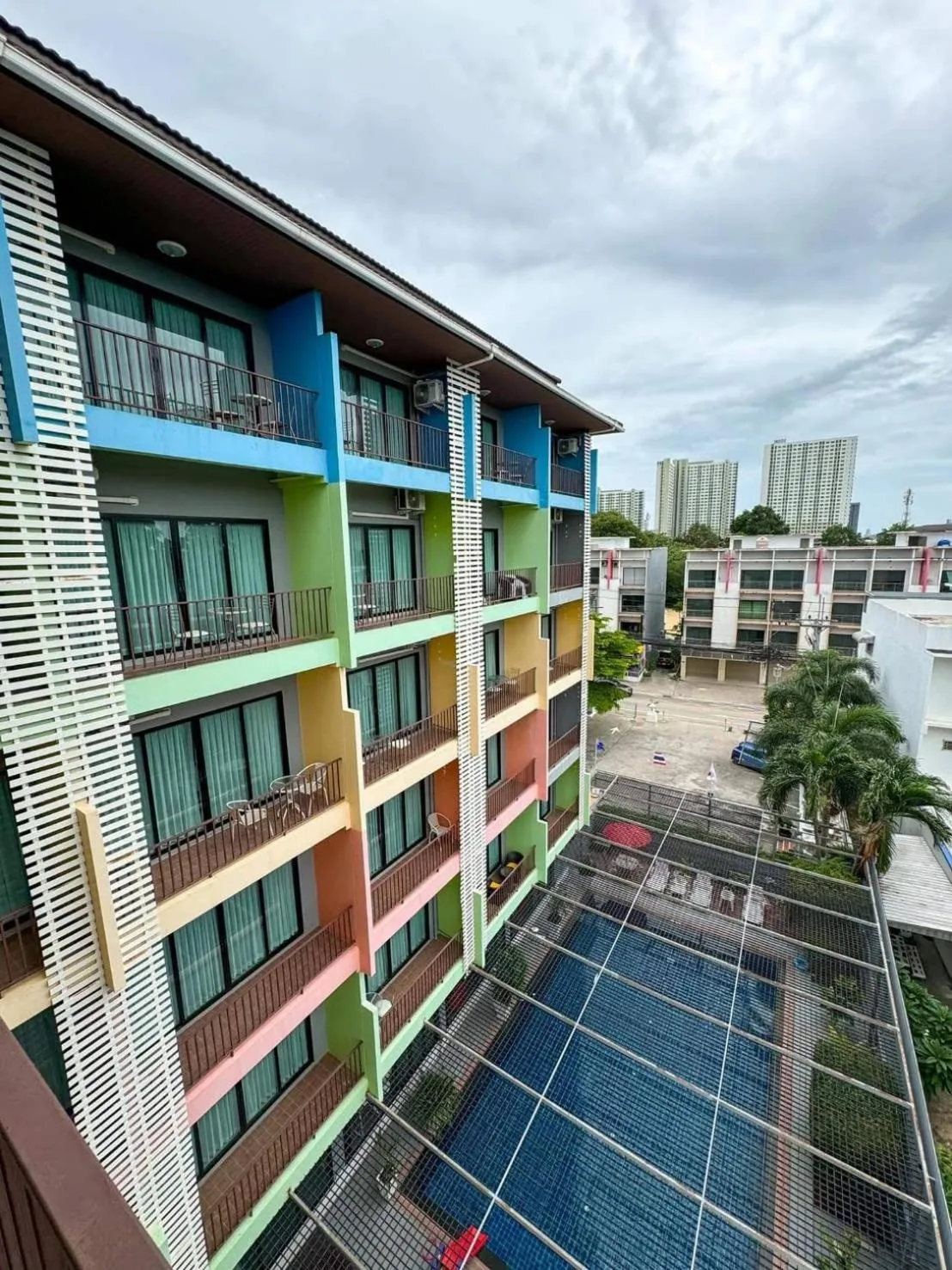 Property building in Stay Resort Pattaya