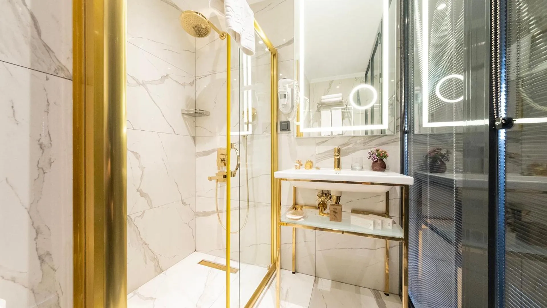 Toilet in Loop Hotel Bosphorus İstanbul