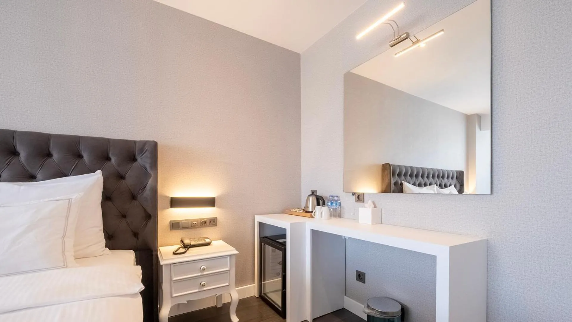 Bedroom, Bed in Loop Hotel Bosphorus İstanbul