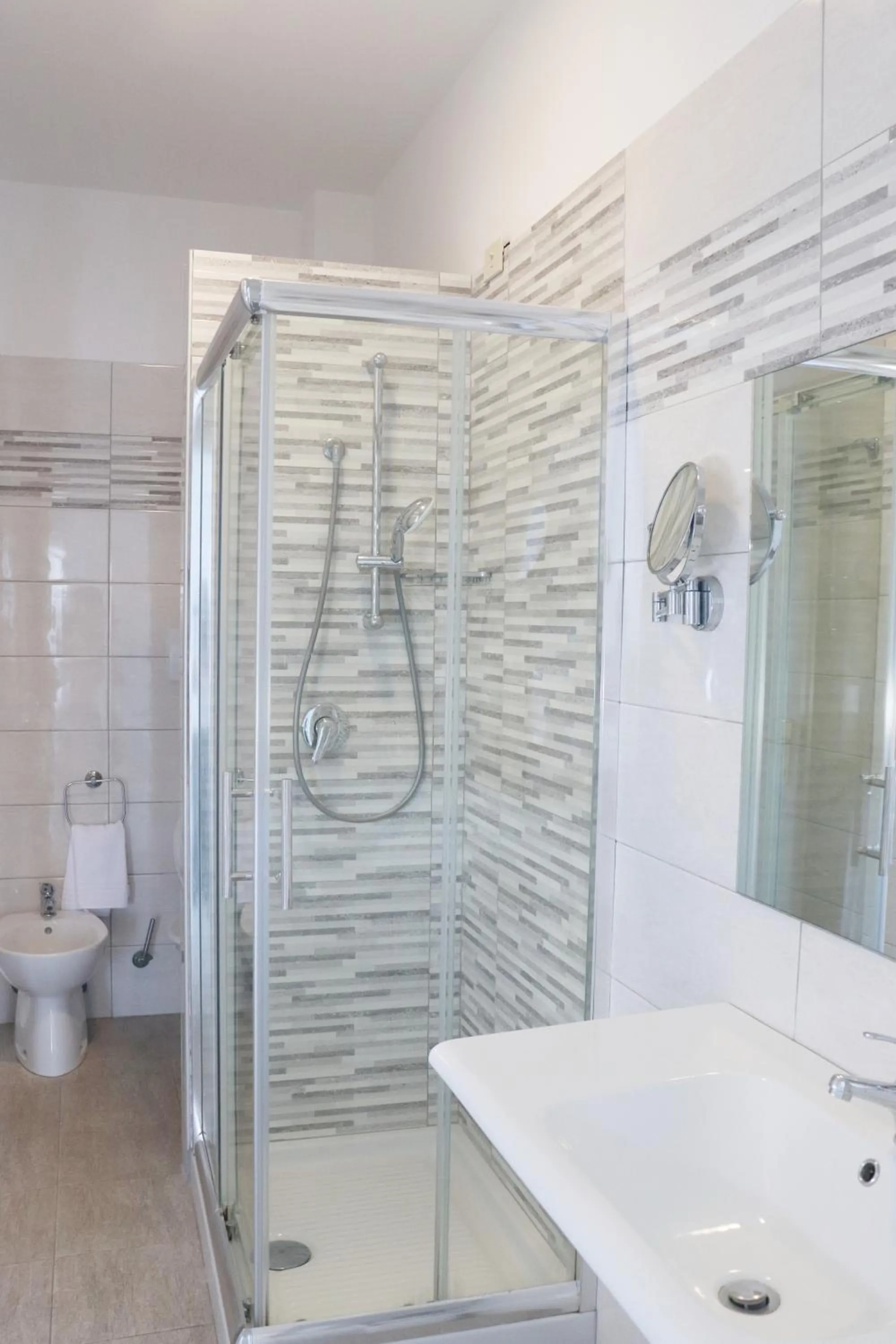 Bathroom in Hotel Admiral