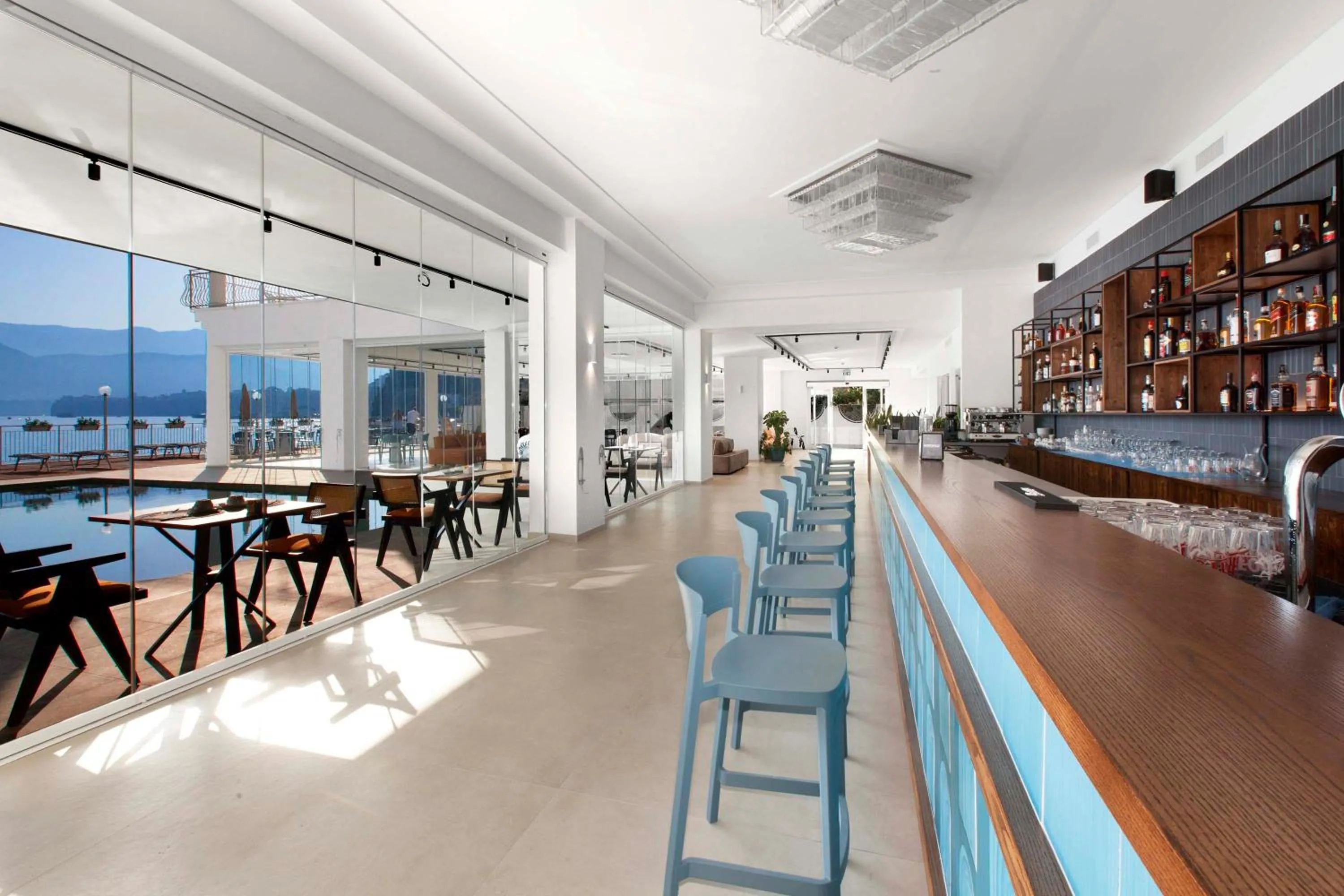 Restaurant/places to eat in Hotel Admiral