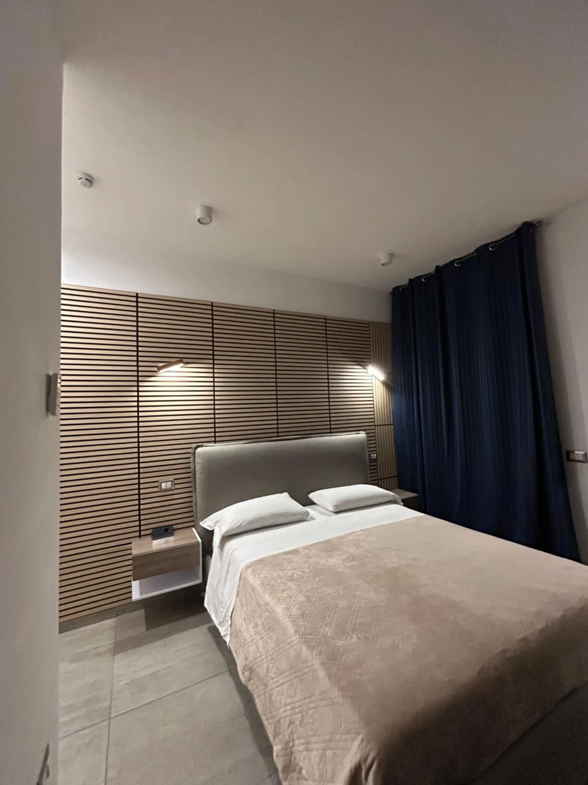 Bed in International Naples