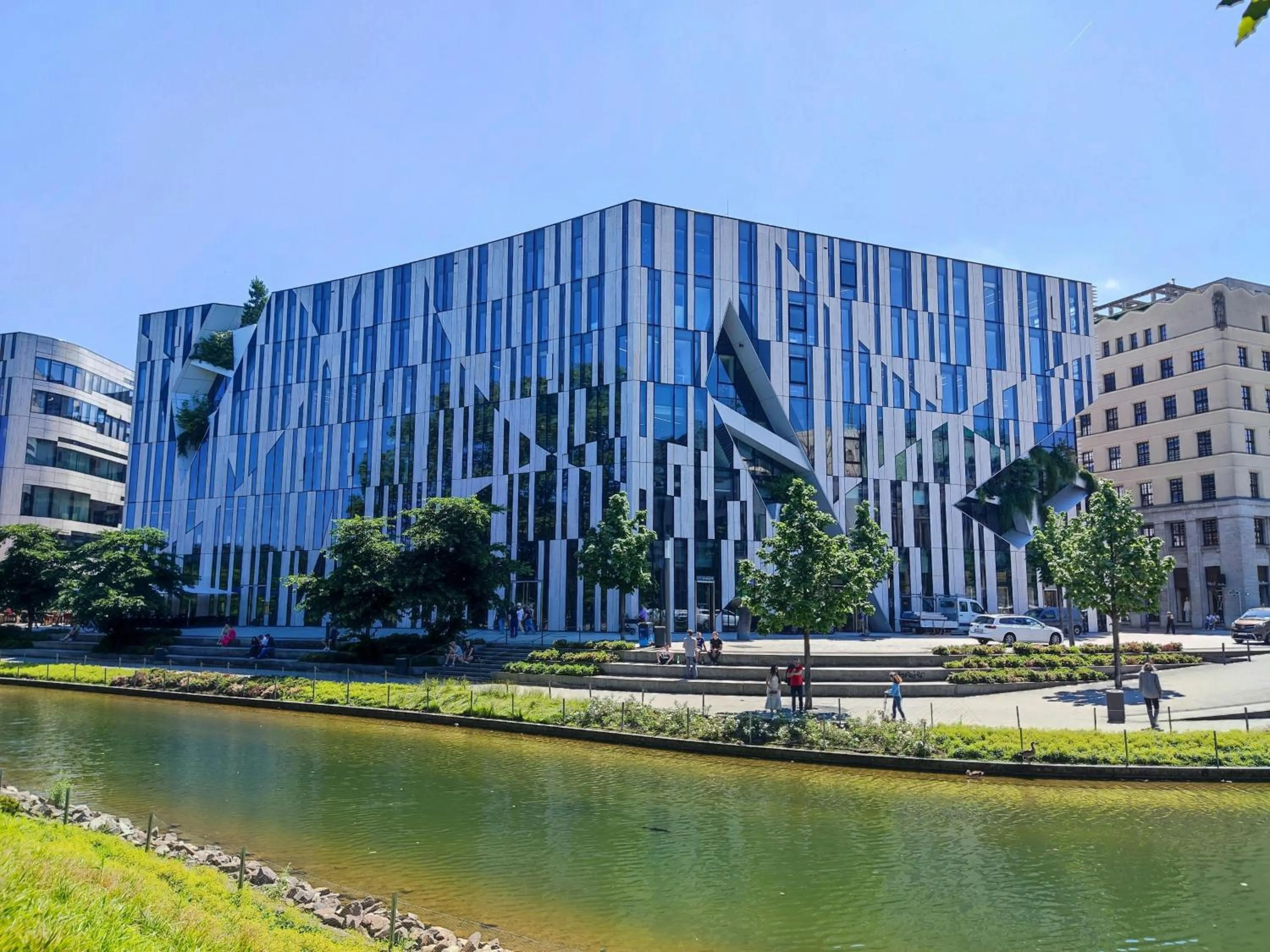 Nearby landmark in Candlewood Suites Düsseldorf Airport by IHG