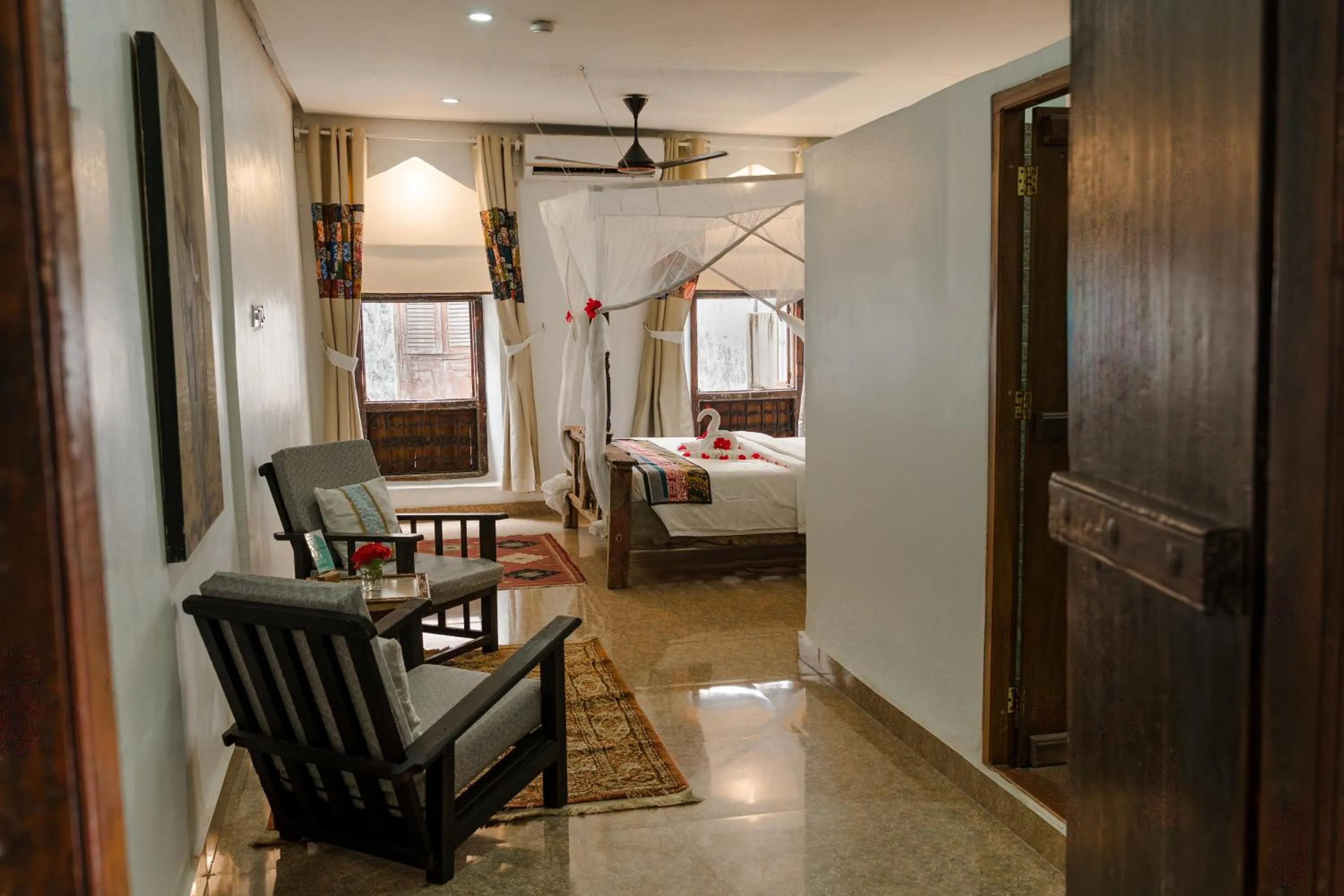 Toilet in Emerald Palm Courtyard Hotel