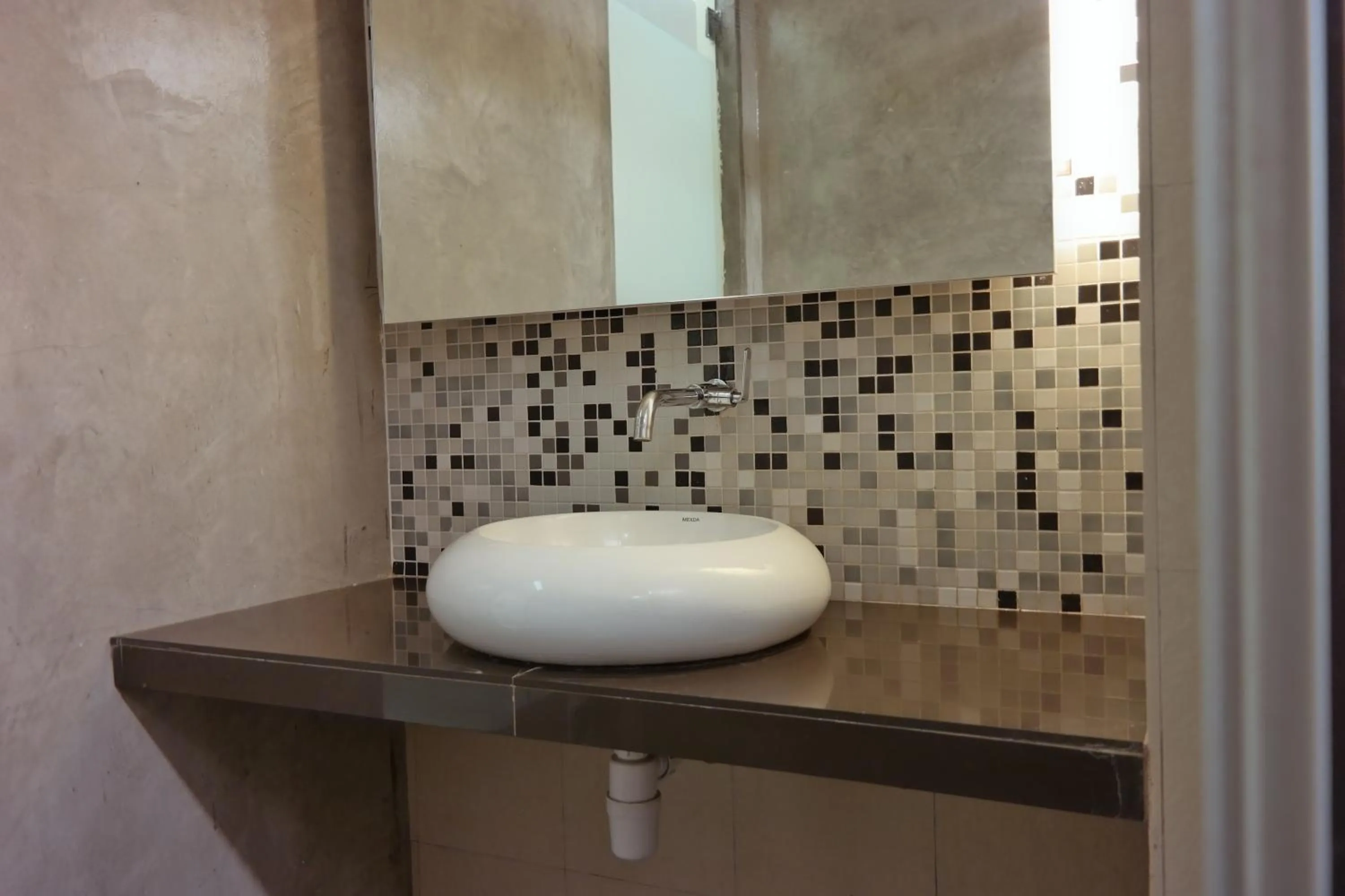 Public Bath in Summer Oscar Boutique Hotel