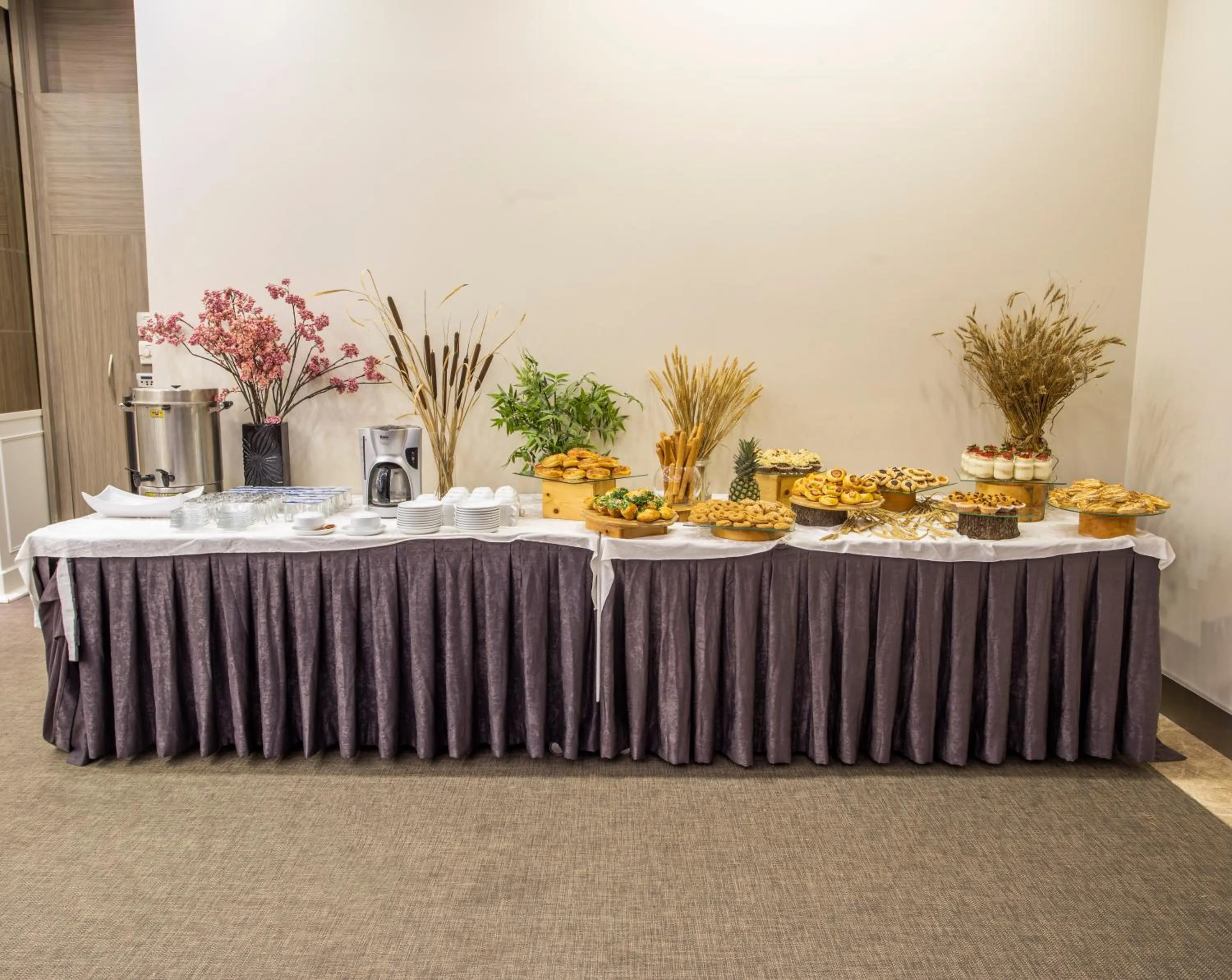 Food and drinks in Sen Otel