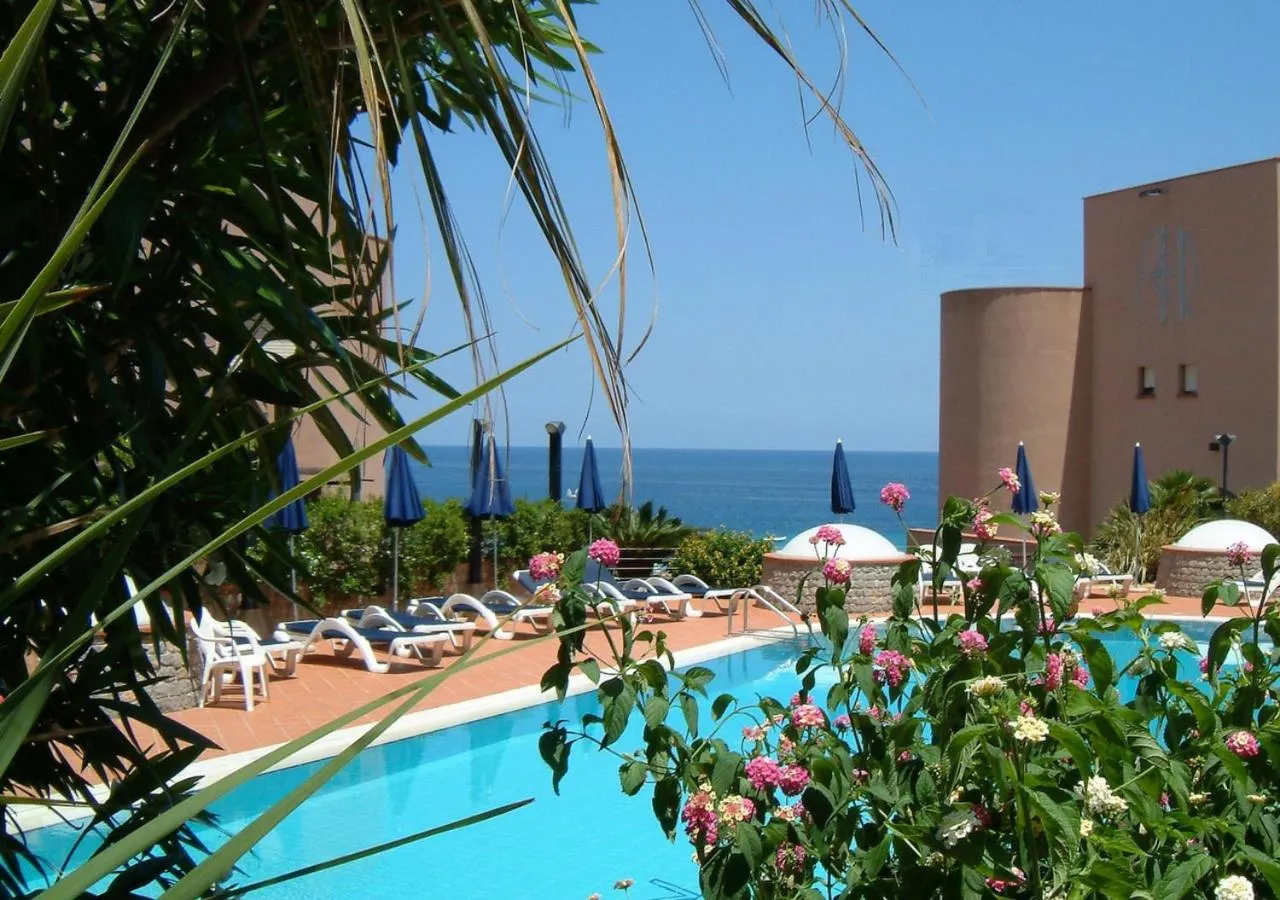 Swimming pool in Addaura Village e Congressi