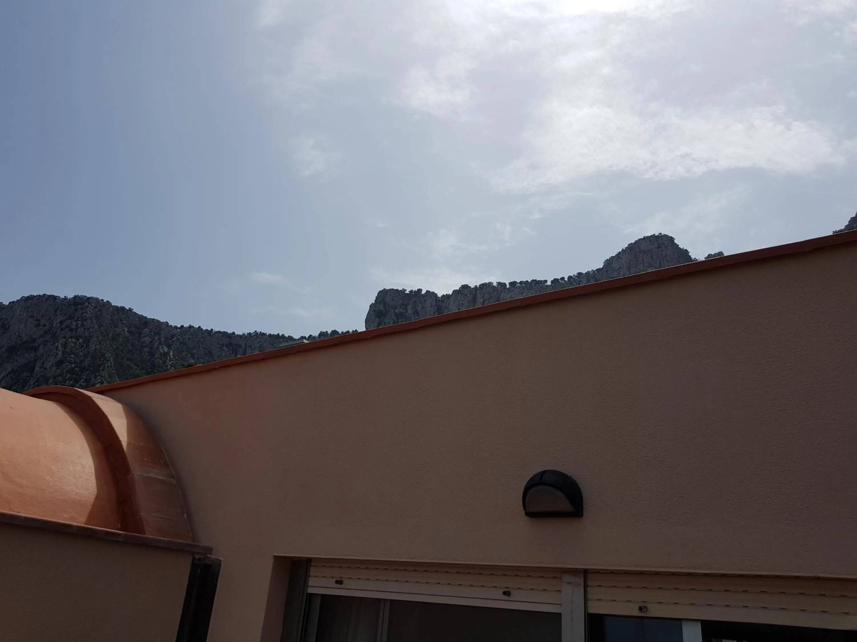 Mountain view in Addaura Village e Congressi