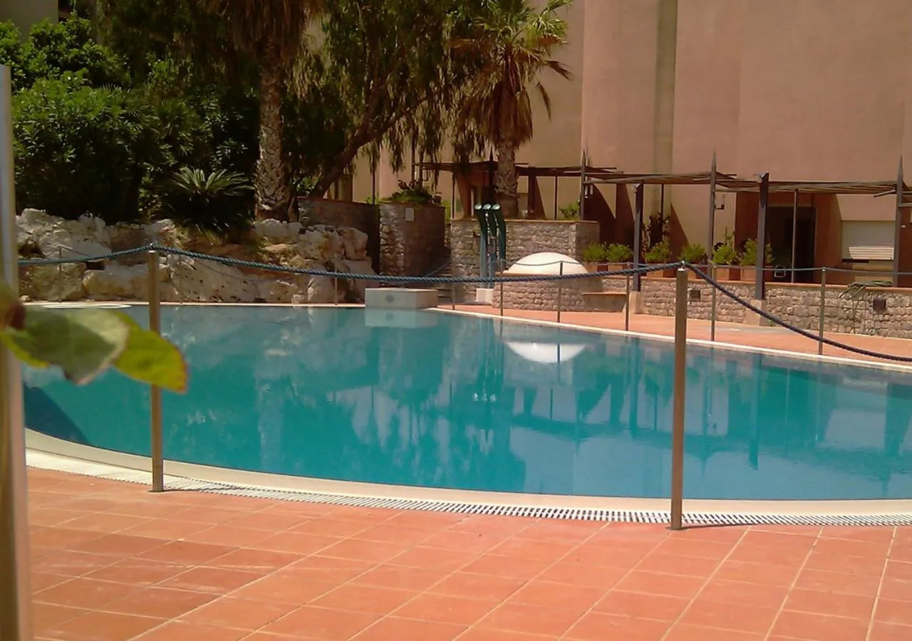 Spring in Addaura Village e Congressi