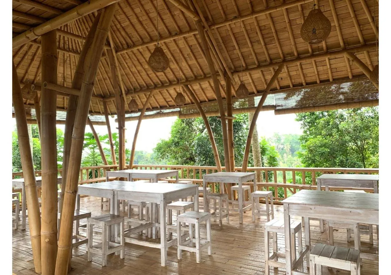 Restaurant/places to eat in Taman Asta Gangga by ecommerceloka