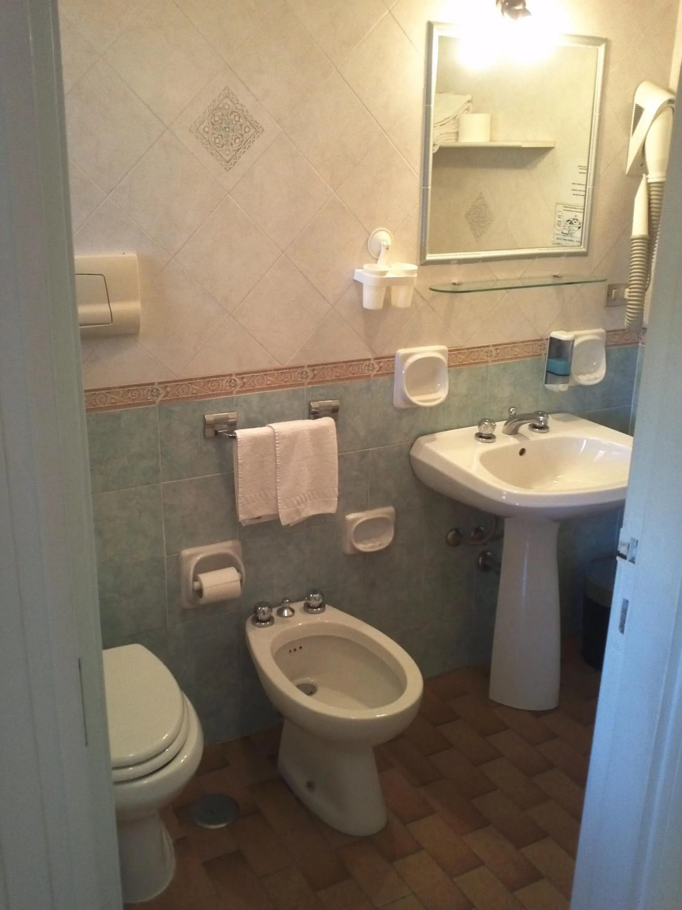 Bathroom in Hotel Abbaruja