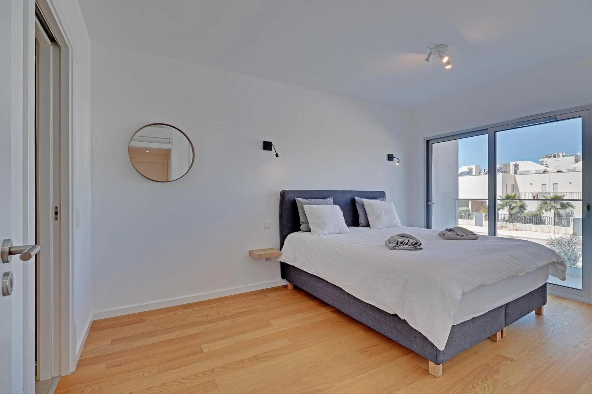 Bed in Apartamento Vista Jardim by Portucasa