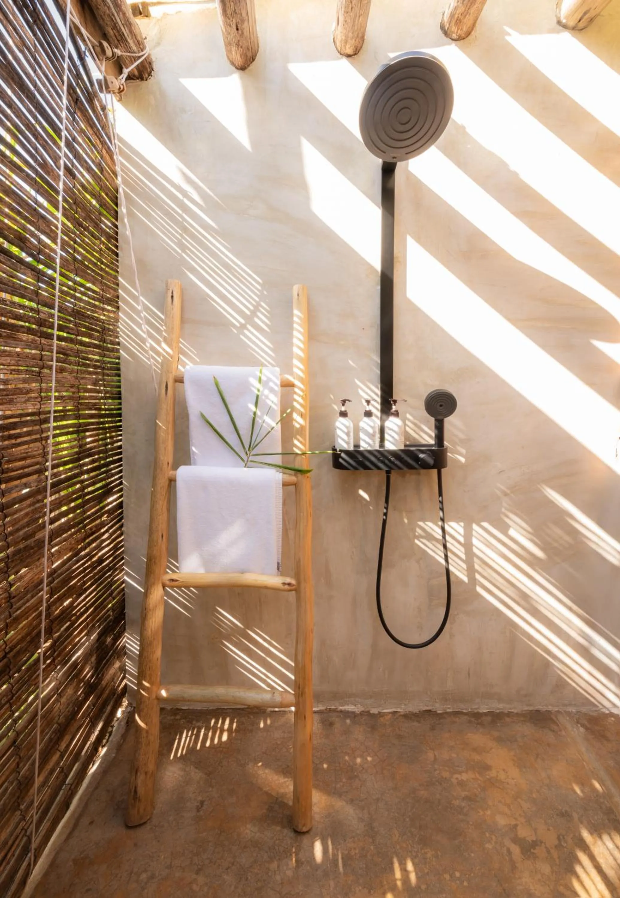 Shower in Bamboo Zanzibar